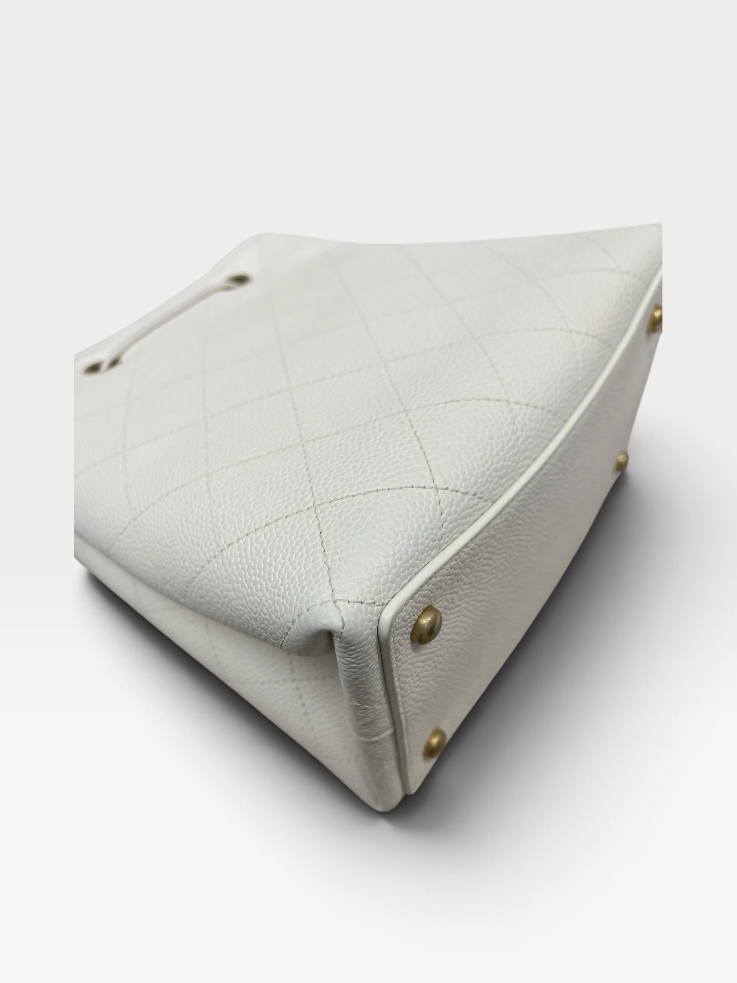 Pre-Owned CHANEL Caviar Bag/ Product Code: 101102