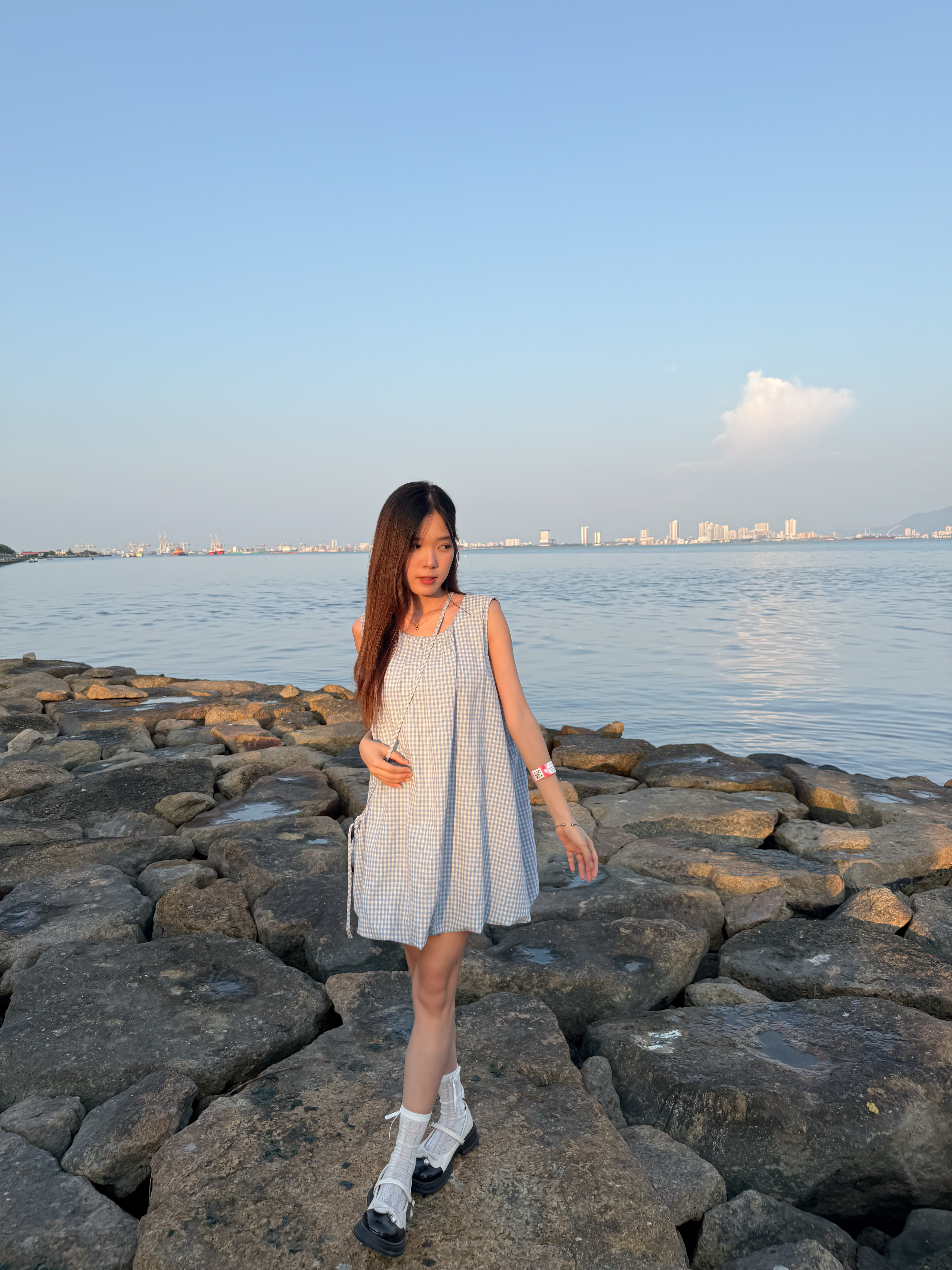 韩系减龄无袖背心花苞连身裙 R3018