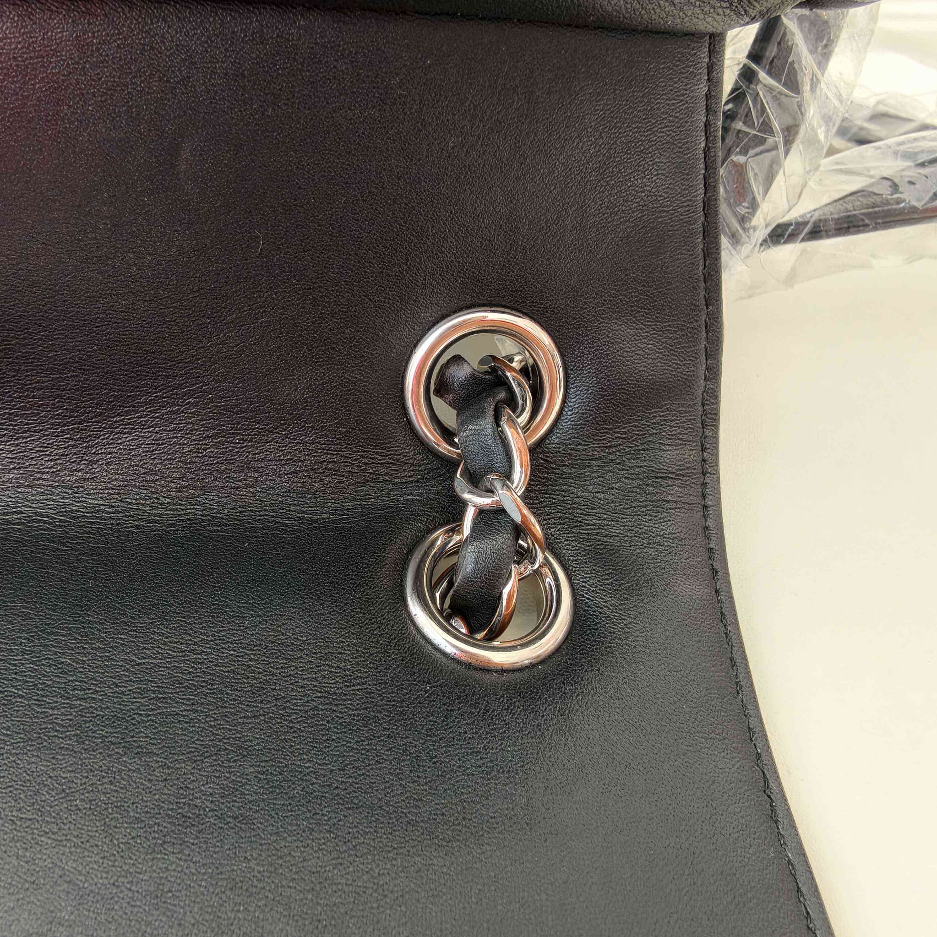 【預訂貨品】Chanel黑色小牛皮書包