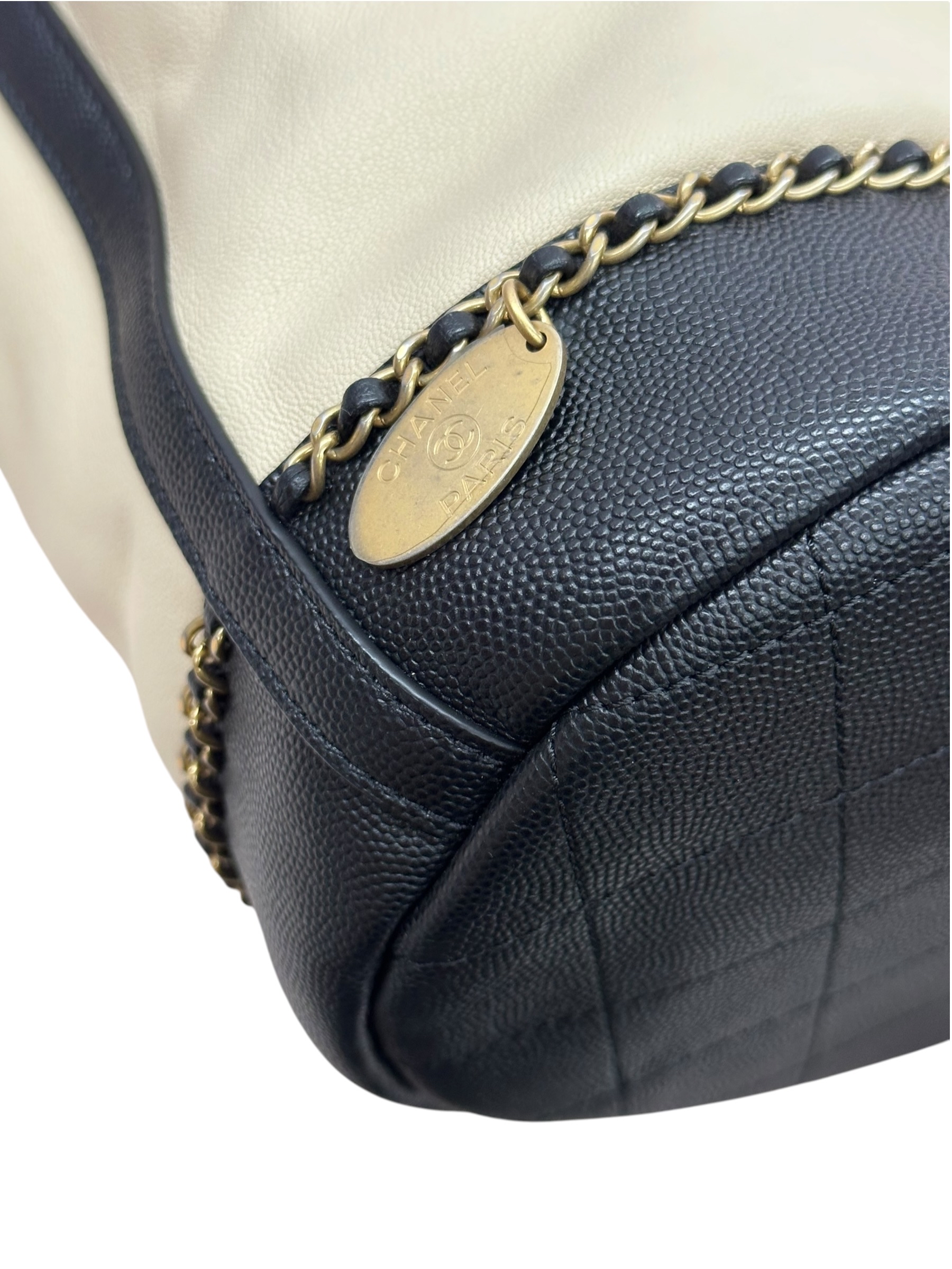 Pre-owned Chanel Drawstring Bucket Bag / Product Code:082108