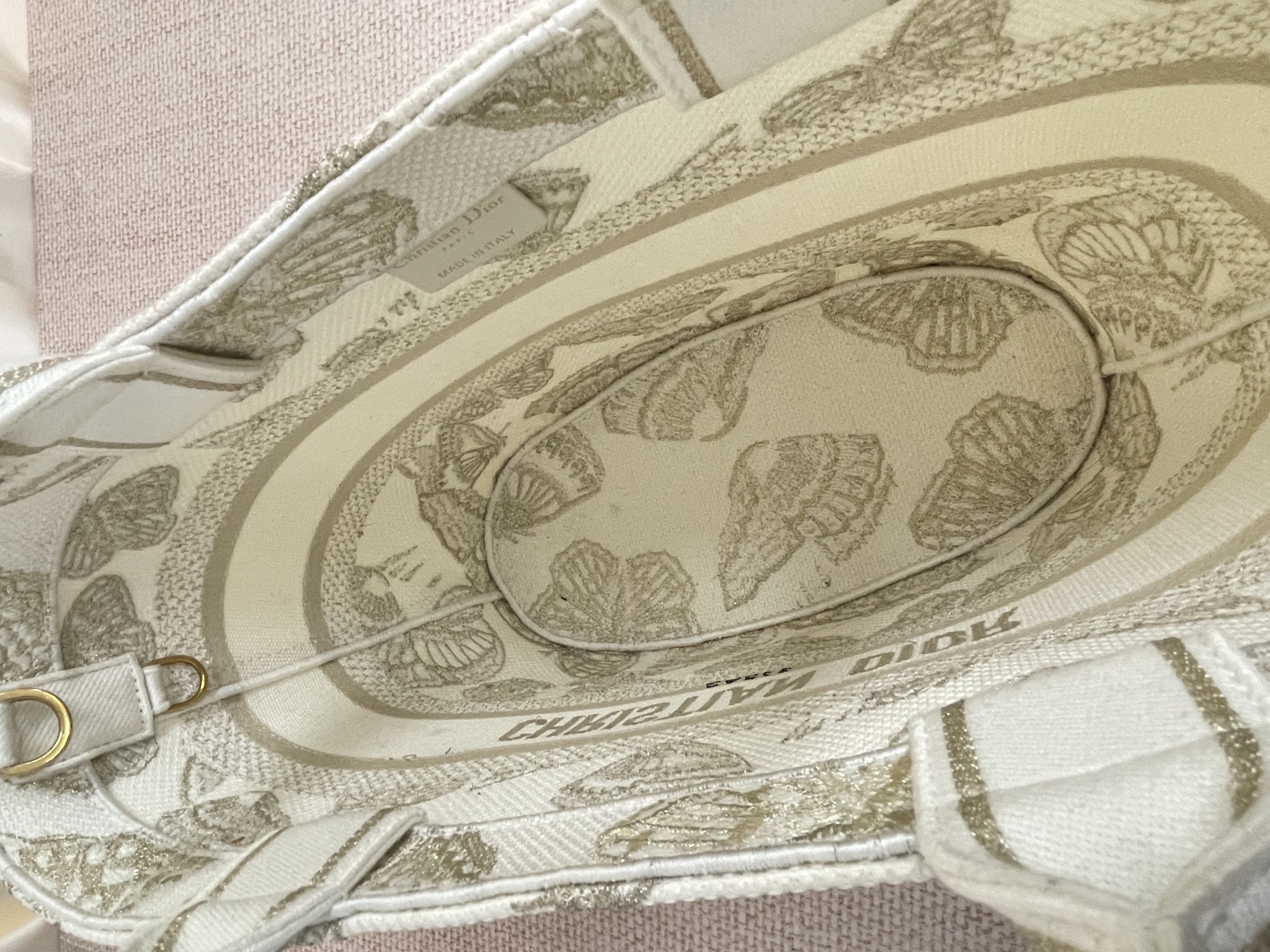 Pre-owned Dior Hat  Basket Bag/ Product Code: 26041517