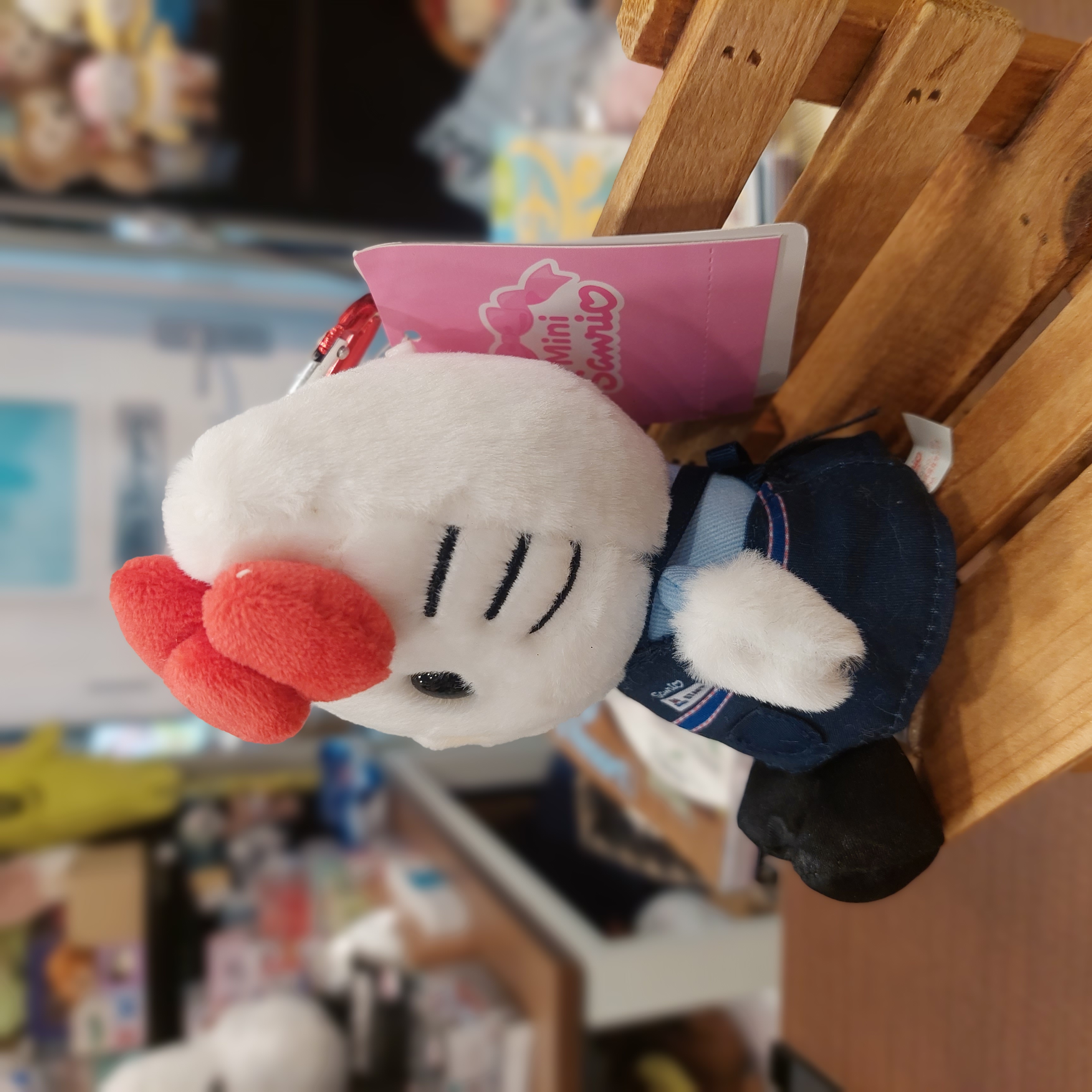 原裝日本 Sanrio 店長系列 Hello Kitty  公仔吊飾