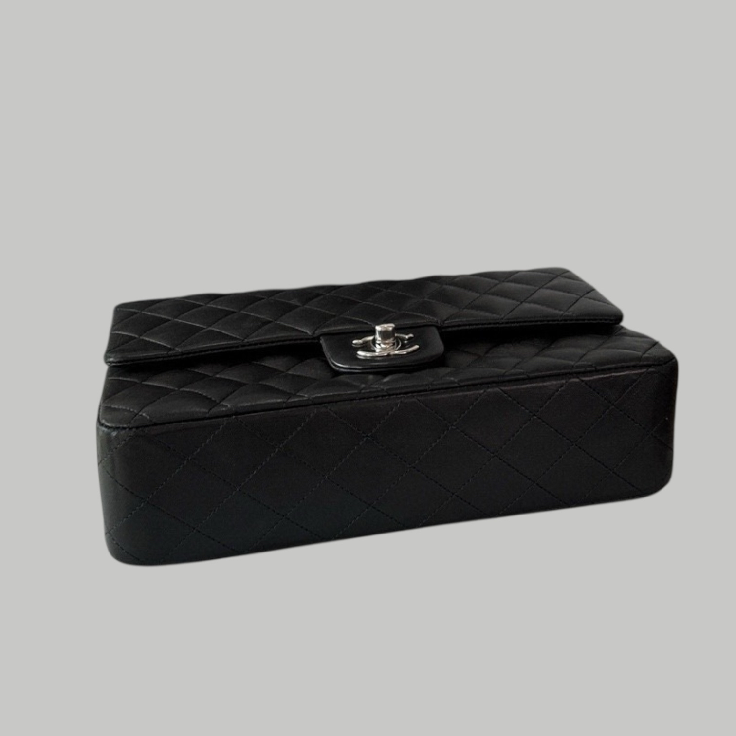 Chanel 羊皮CF25 SHW