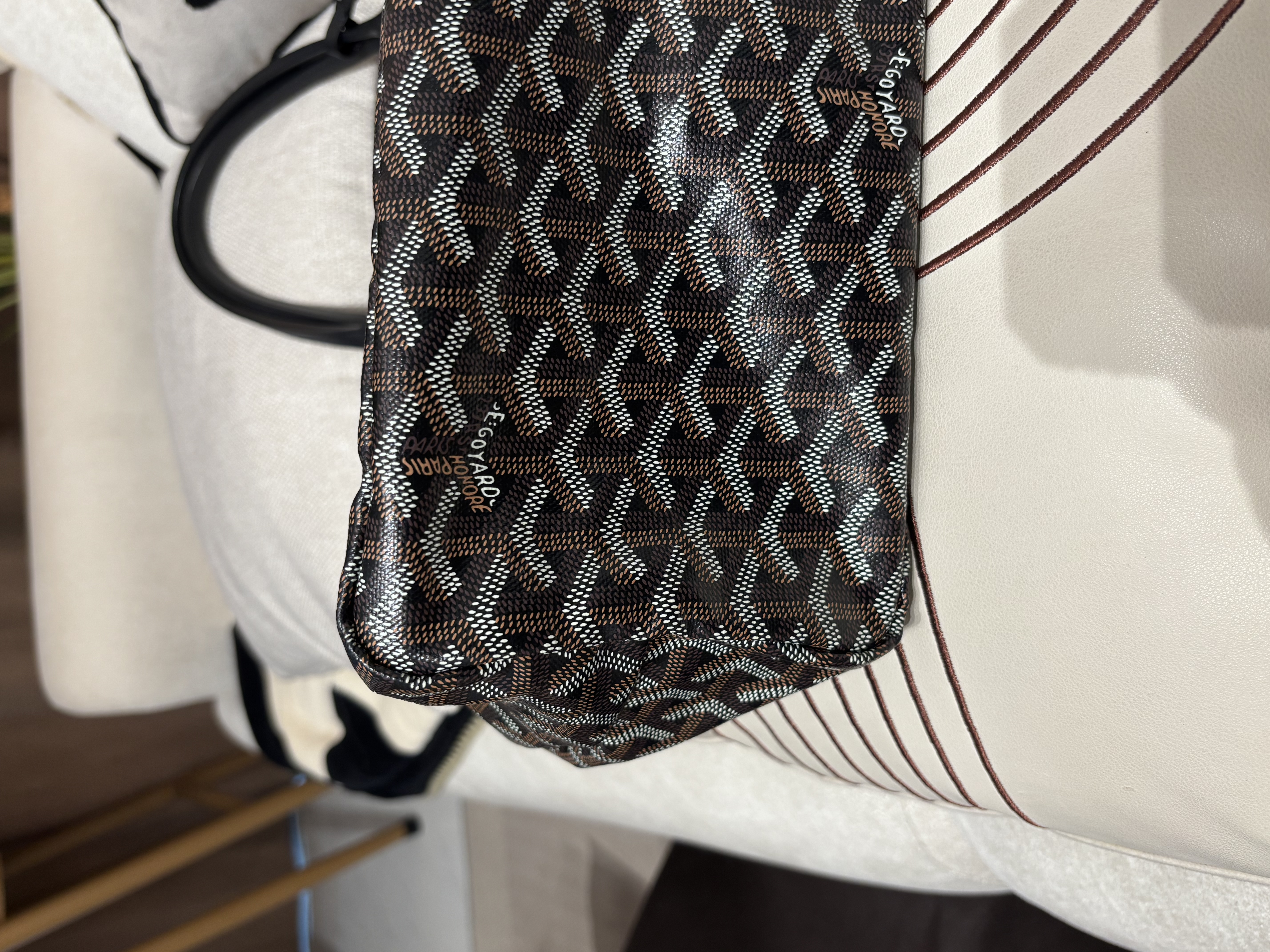  全新 Goyard Saint Louis pm tote bag 100%Authentic, 全新未使用品✅專門店收據✅pouch ✅dust bag 