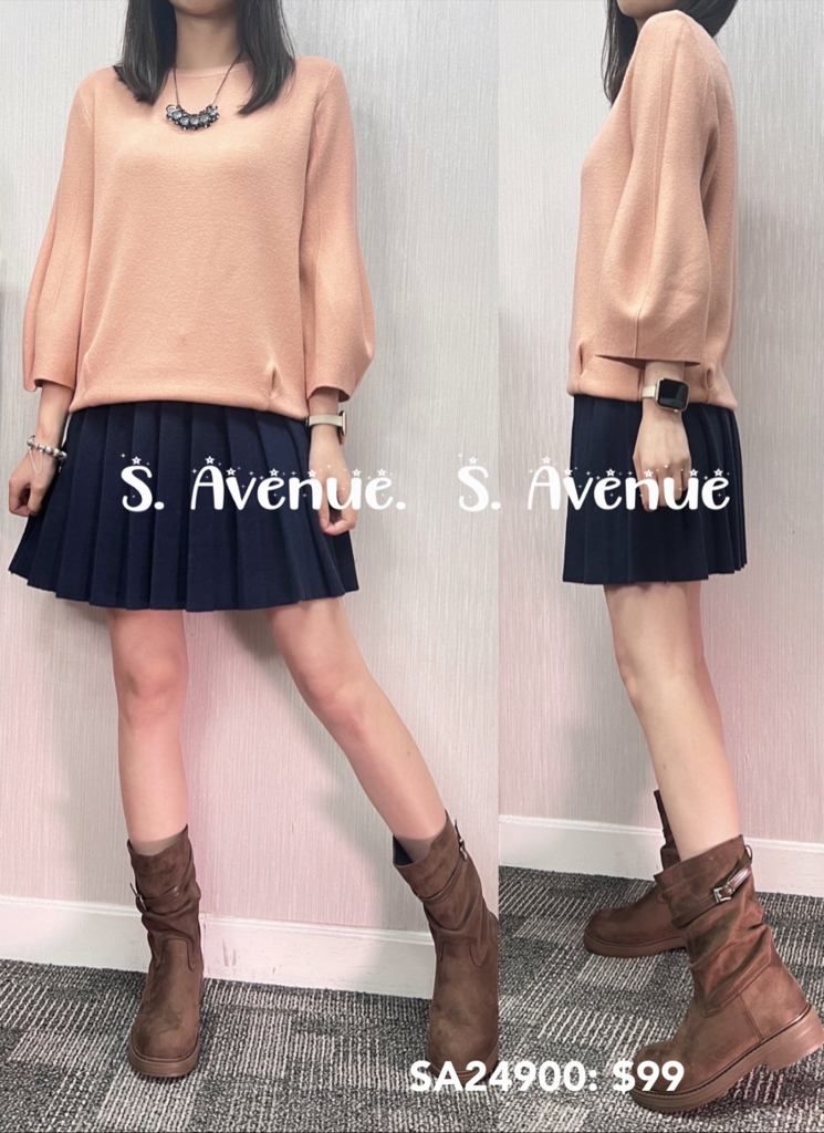 SA24900: 喇叭袖多色針織top