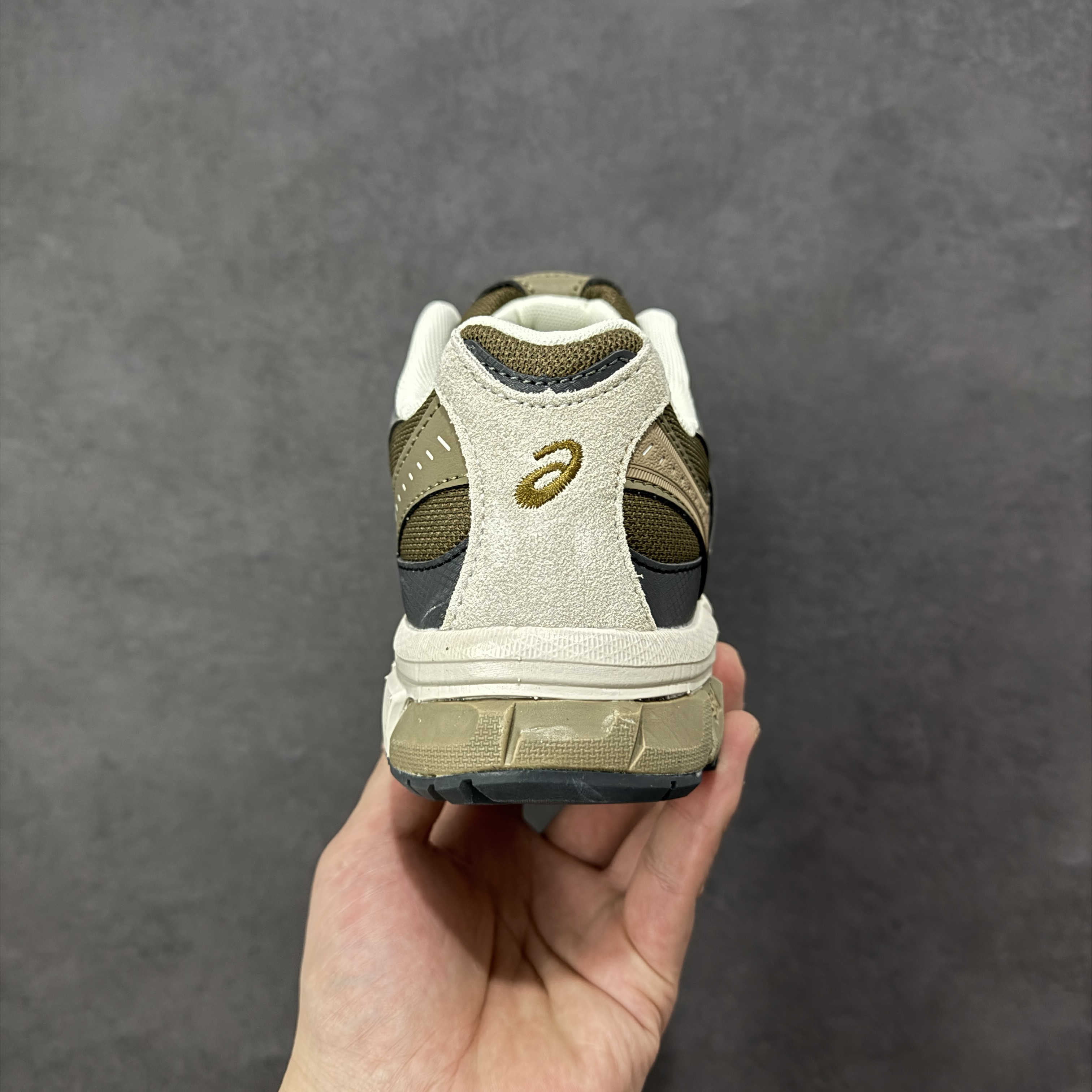 Asics Gel-Sonoma TR62 1203A734-020