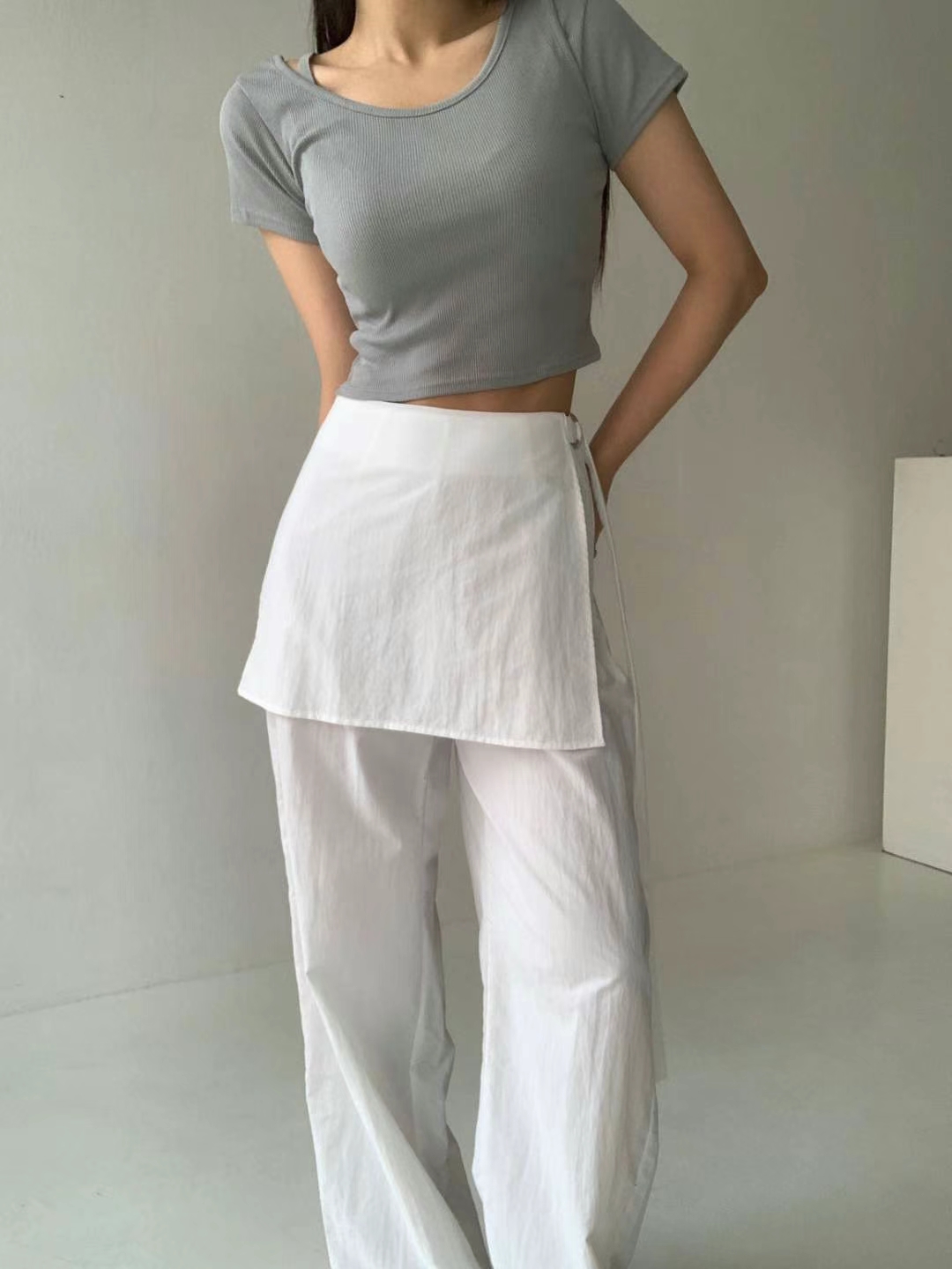 High-Waisted Wide-Leg Pants with Wrap Skirt Overlay ‖ 绑带裙片拼接高腰阔腿裤KR04744