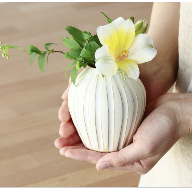 日本製益子焼一輪挿し陶器花瓶| 日樂zakka和風雜貨