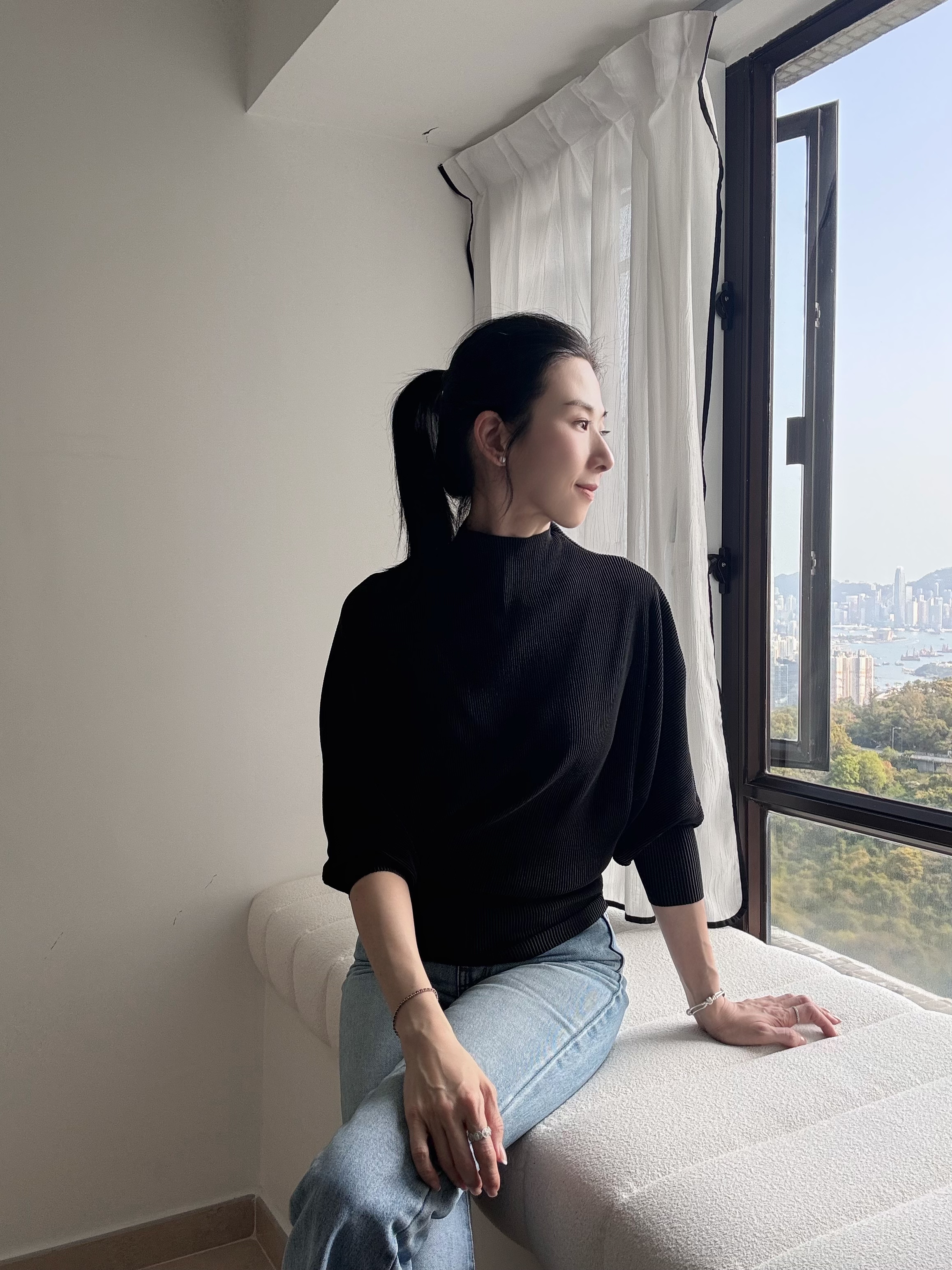 Elegant dolman sleeve ribbed top