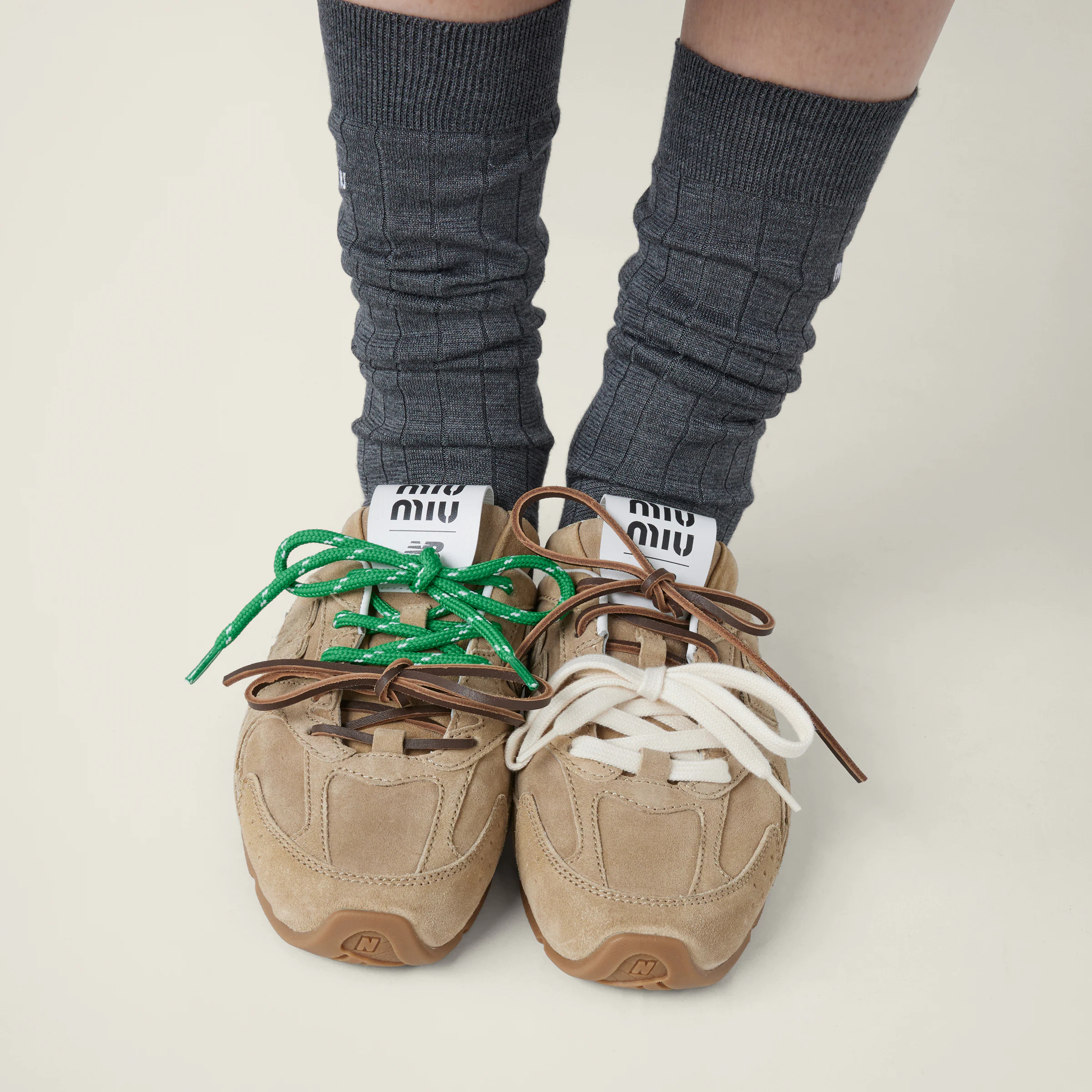 限時優惠✨訂貨❤️MIUMIU X New Balance 半拖sneaker  🔖Size 36/37/37.5/38.5/39/40