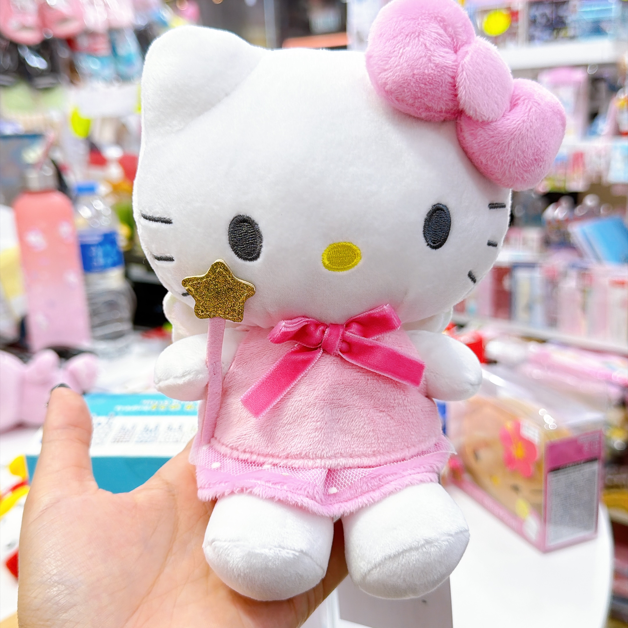 原裝行貨 Kitty粉紅聖誕節系列公仔掛飾