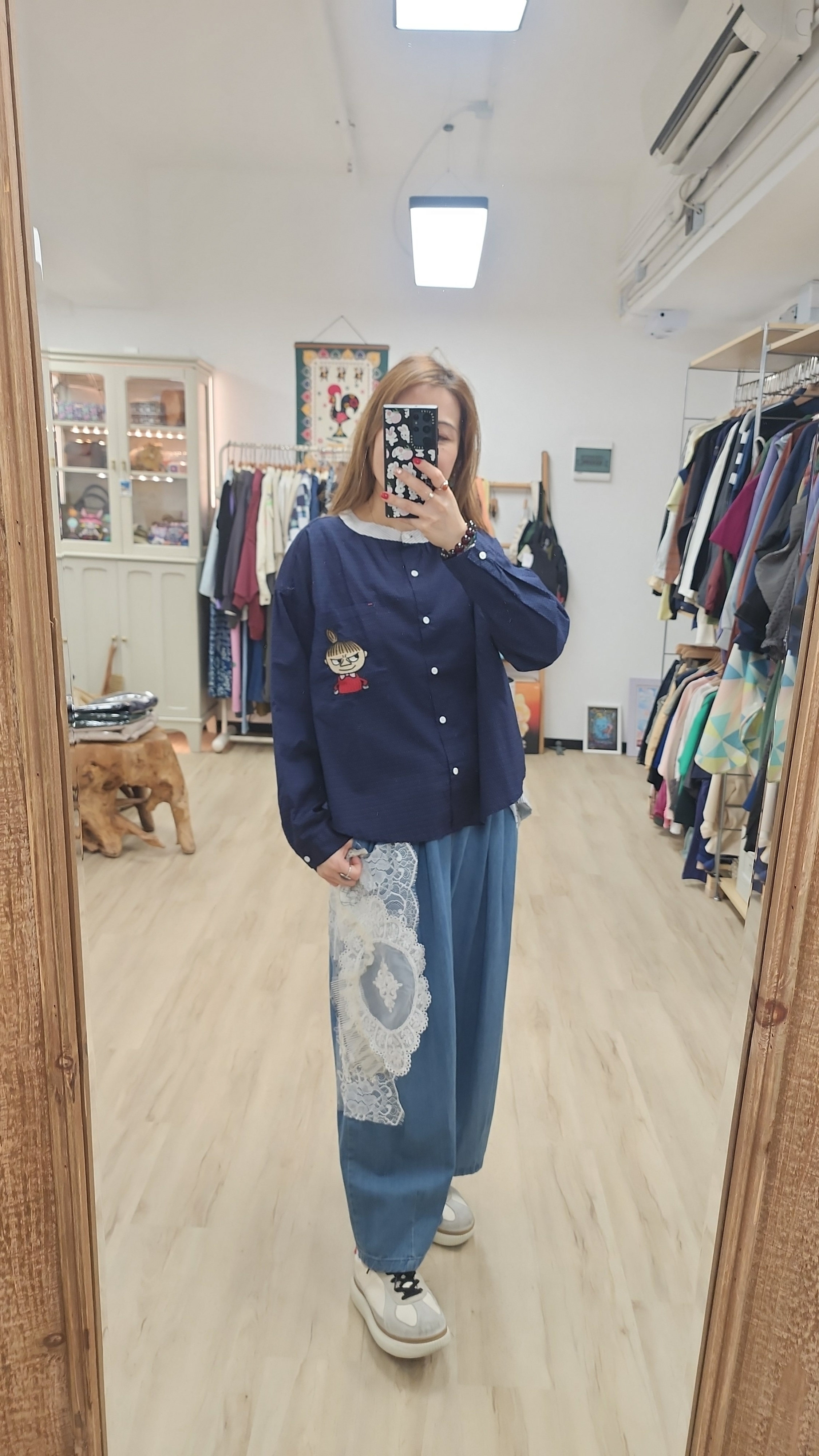 韓國深藍波點公仔刺繡開胸棉麻裇