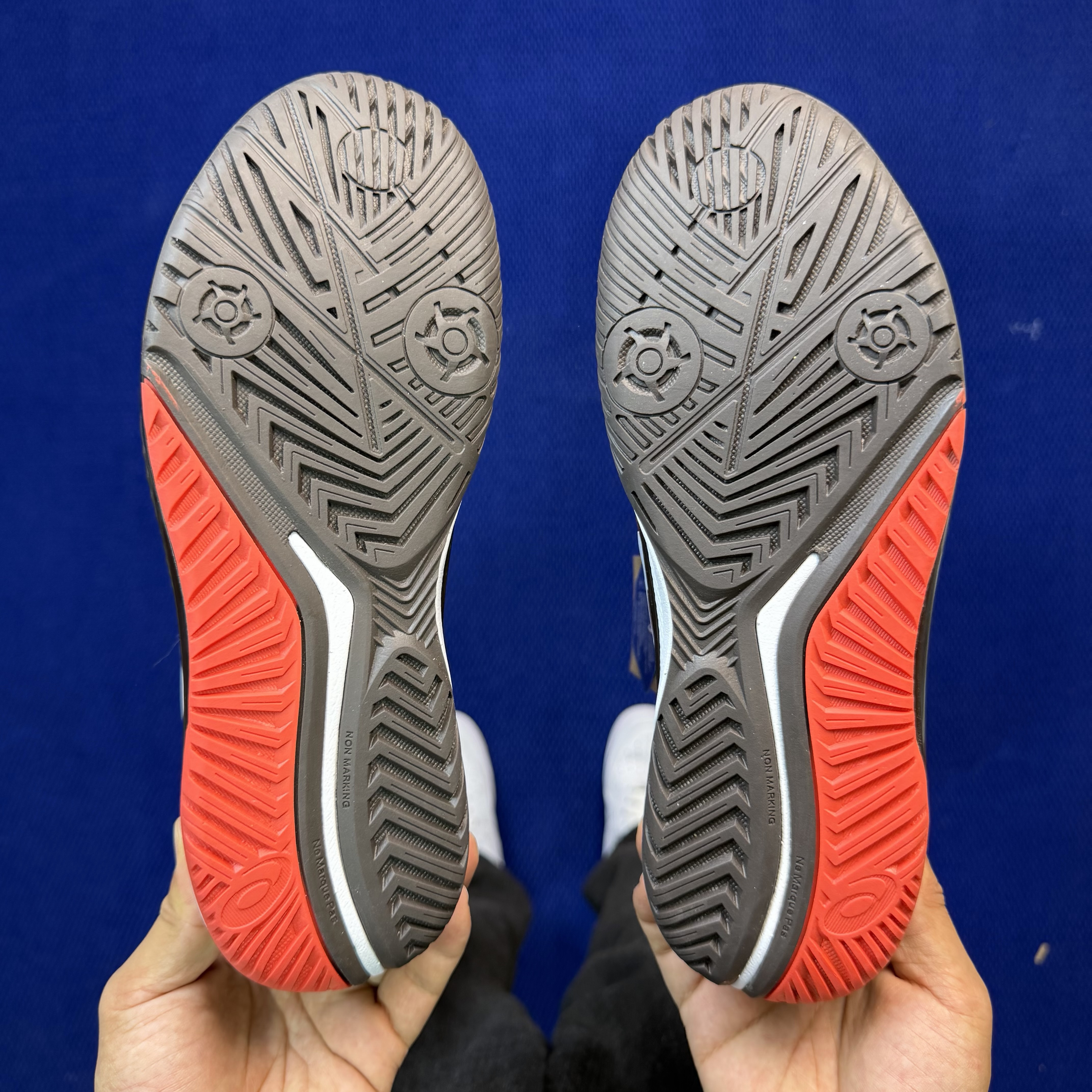 Asics Gel-Resolution 9