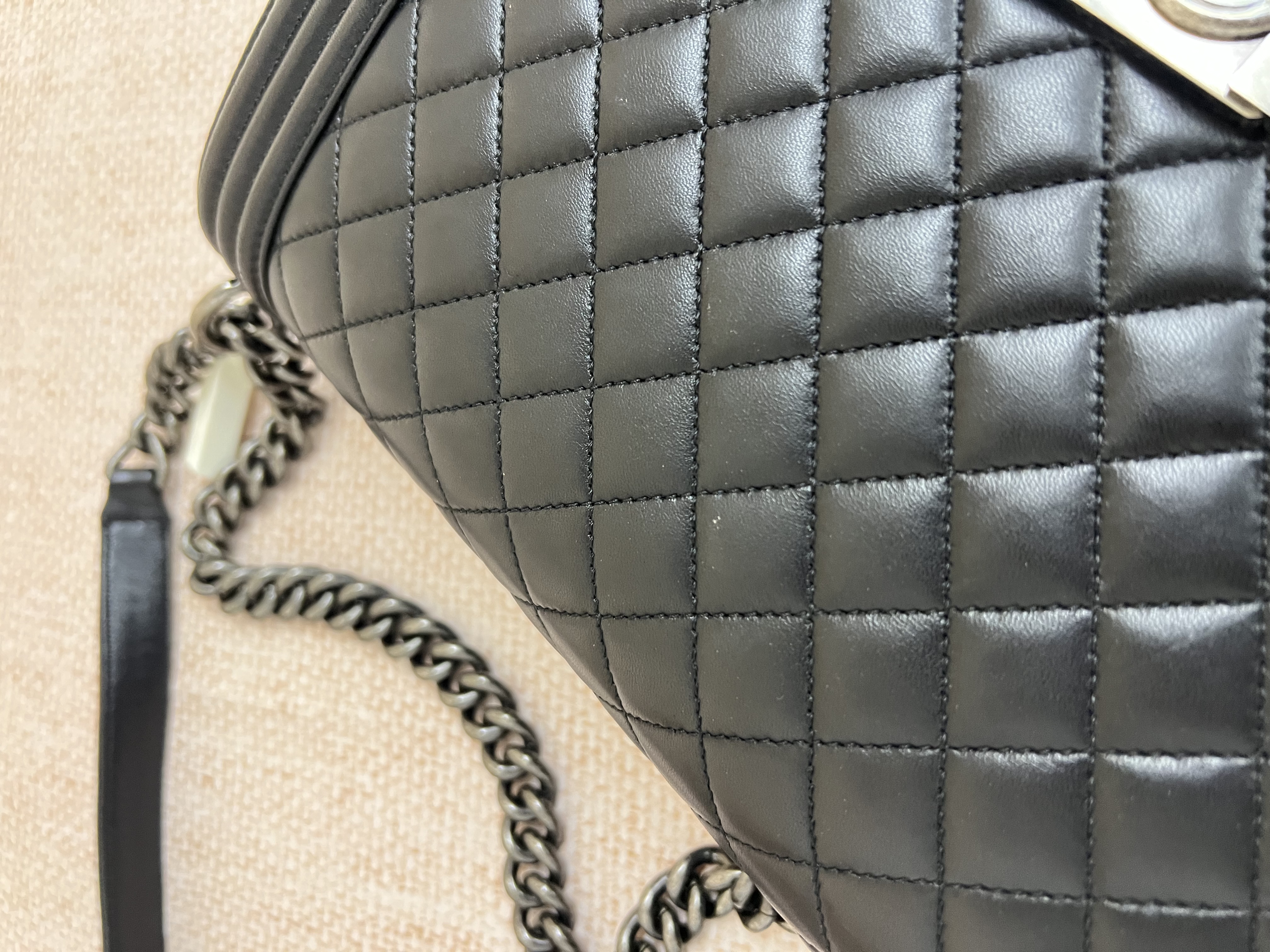 Pre-owned Chanel Boy/ Product Code: 26032205