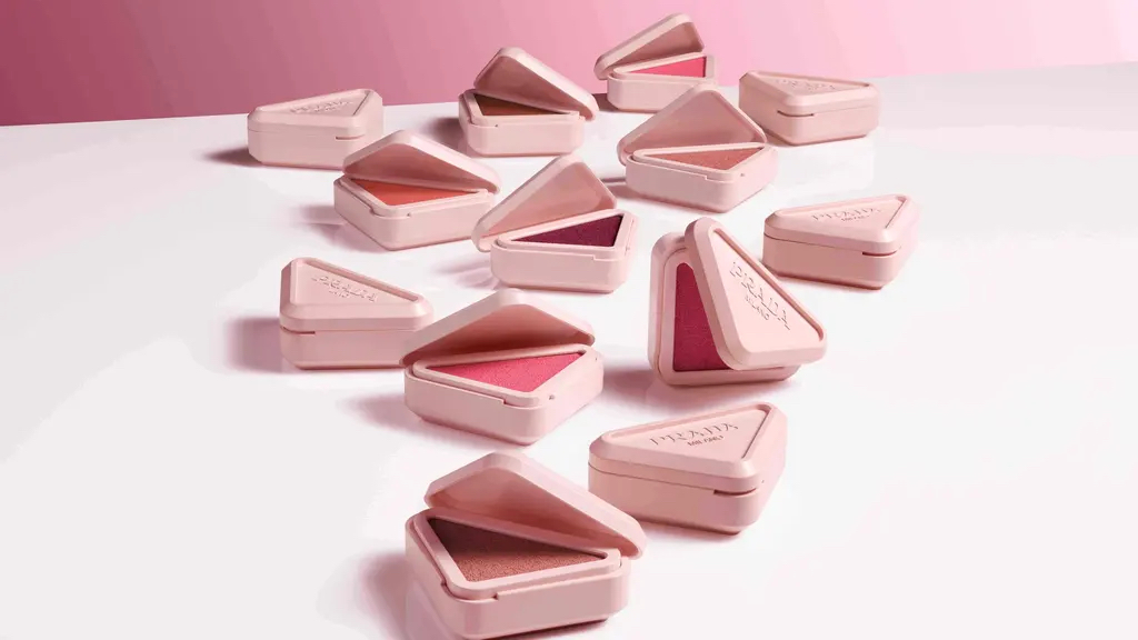 PRADA 多用途胭脂膏 Touch Cream-to-Powder Blush