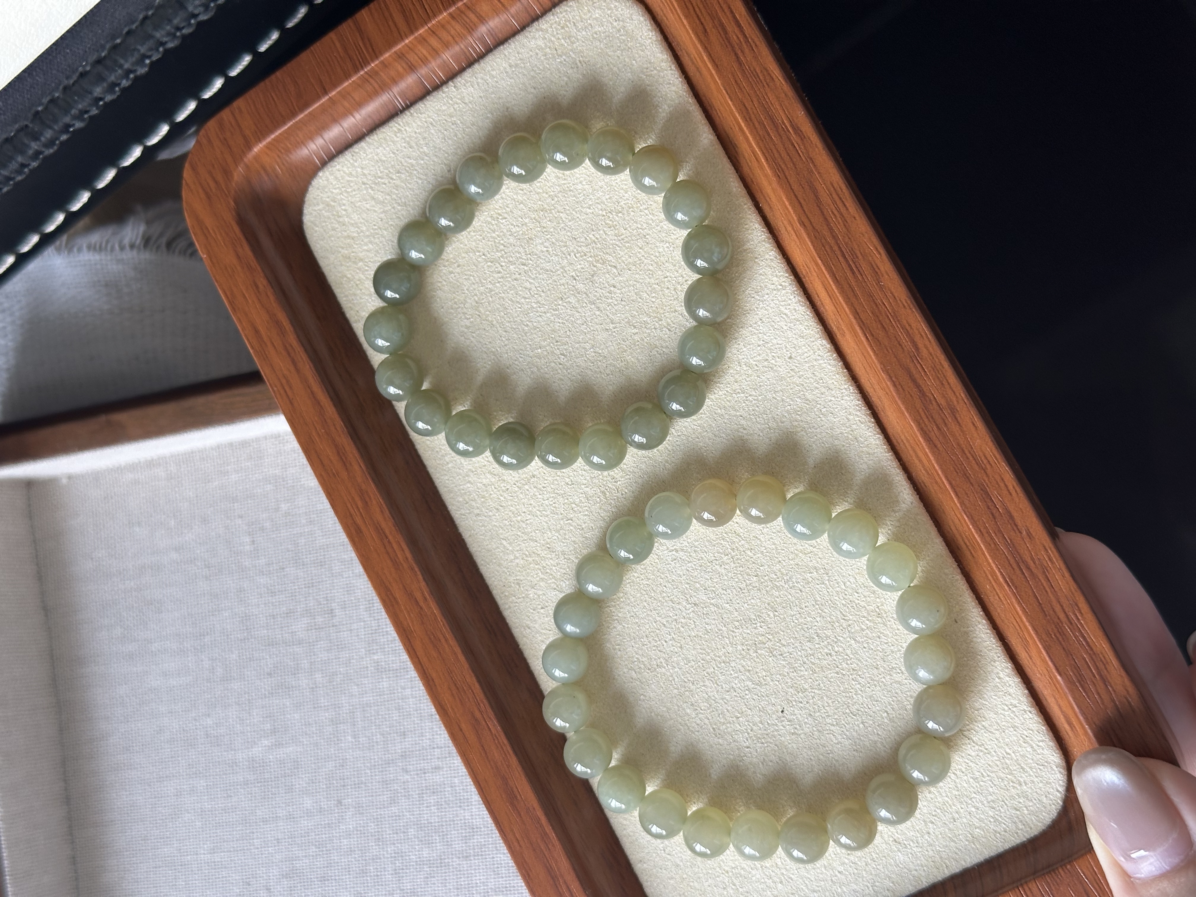 晴水和田 ｜ Hetian Jade 8mm+