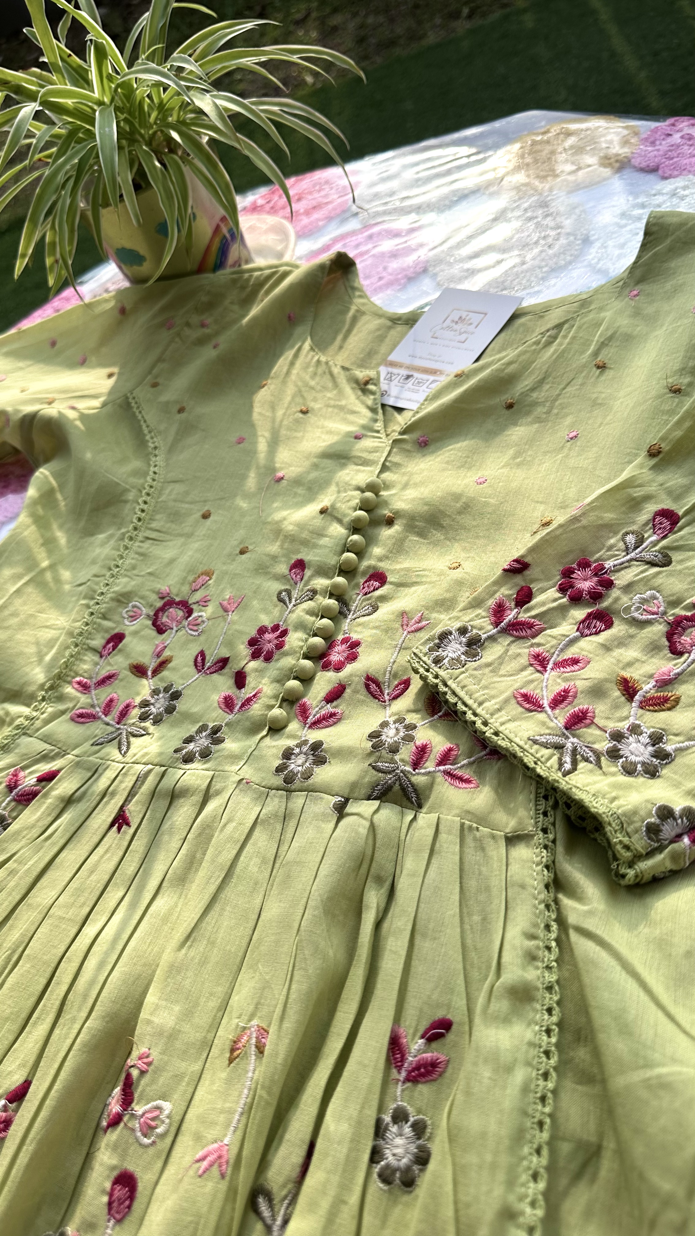 Light Green Embroidered Floral Print Kurta Set