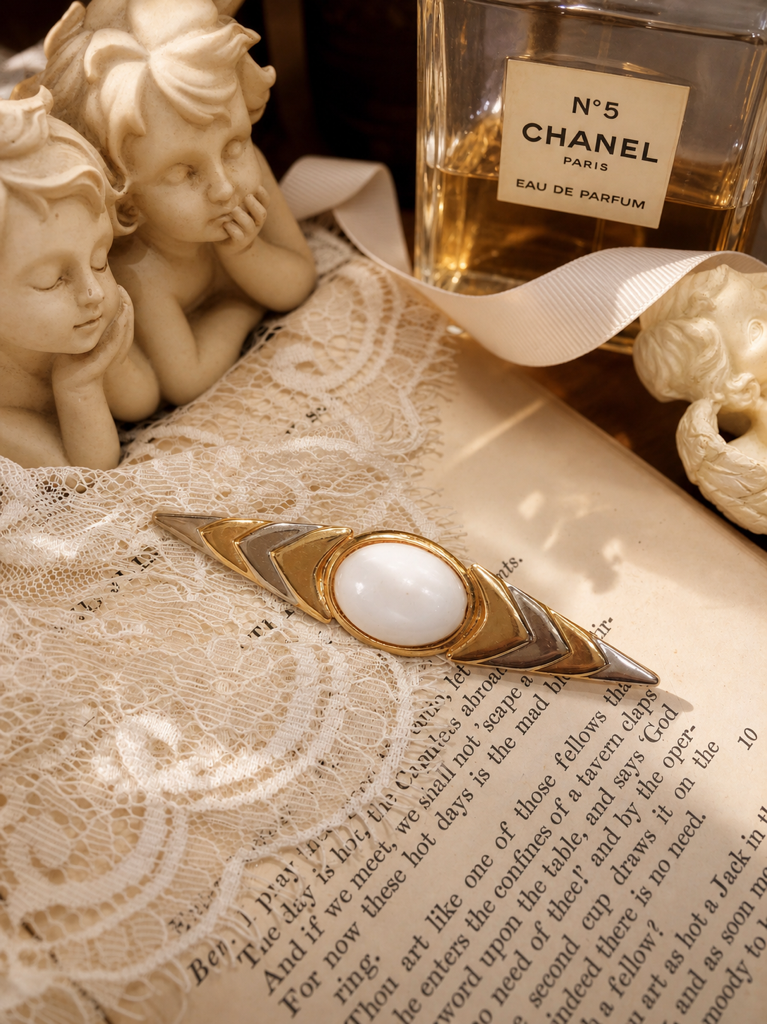 博物學家的貴族手稿 ∙ 西洋古董多美學造型胸針系列 The Naturalist’s Royal Folio ∙ Vintage Multi-Theme Statement Brooch Collection