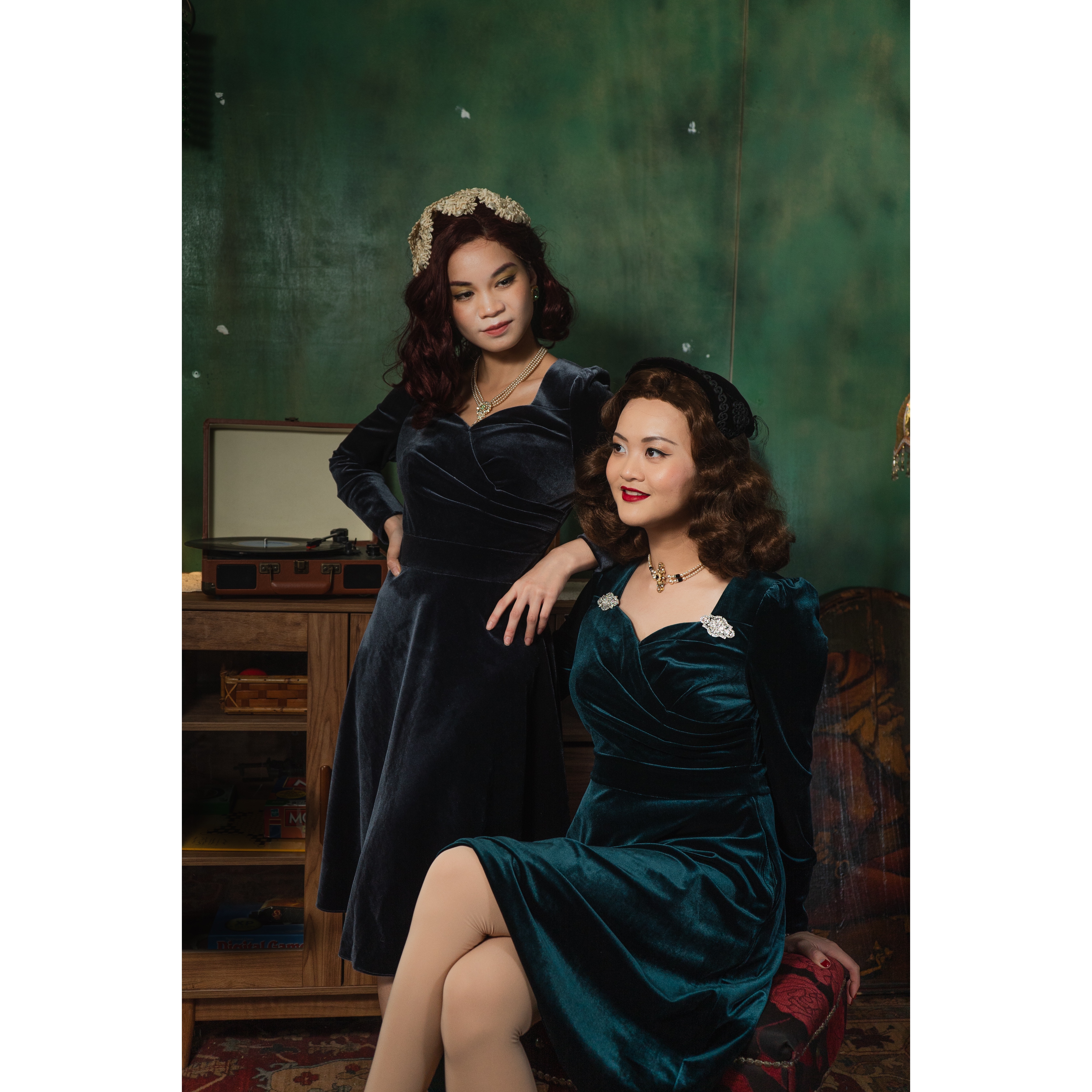 (Last L) Jewel Velvet Collection Sweetheart Wrap Swing Dress - Emerald Green (FM204)