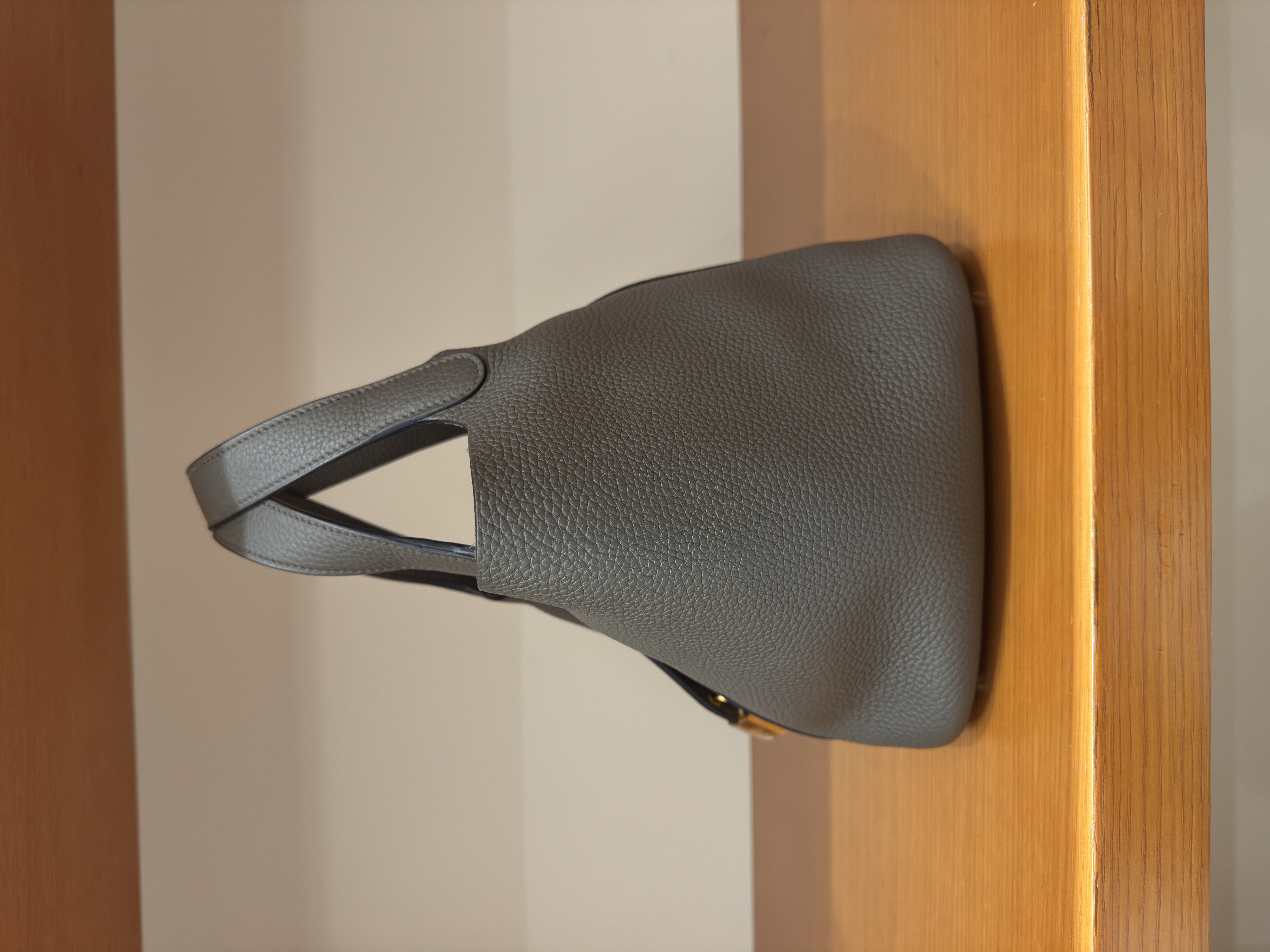 Pre-Owned HERMES P18 / Stamp Y / 錫器灰 