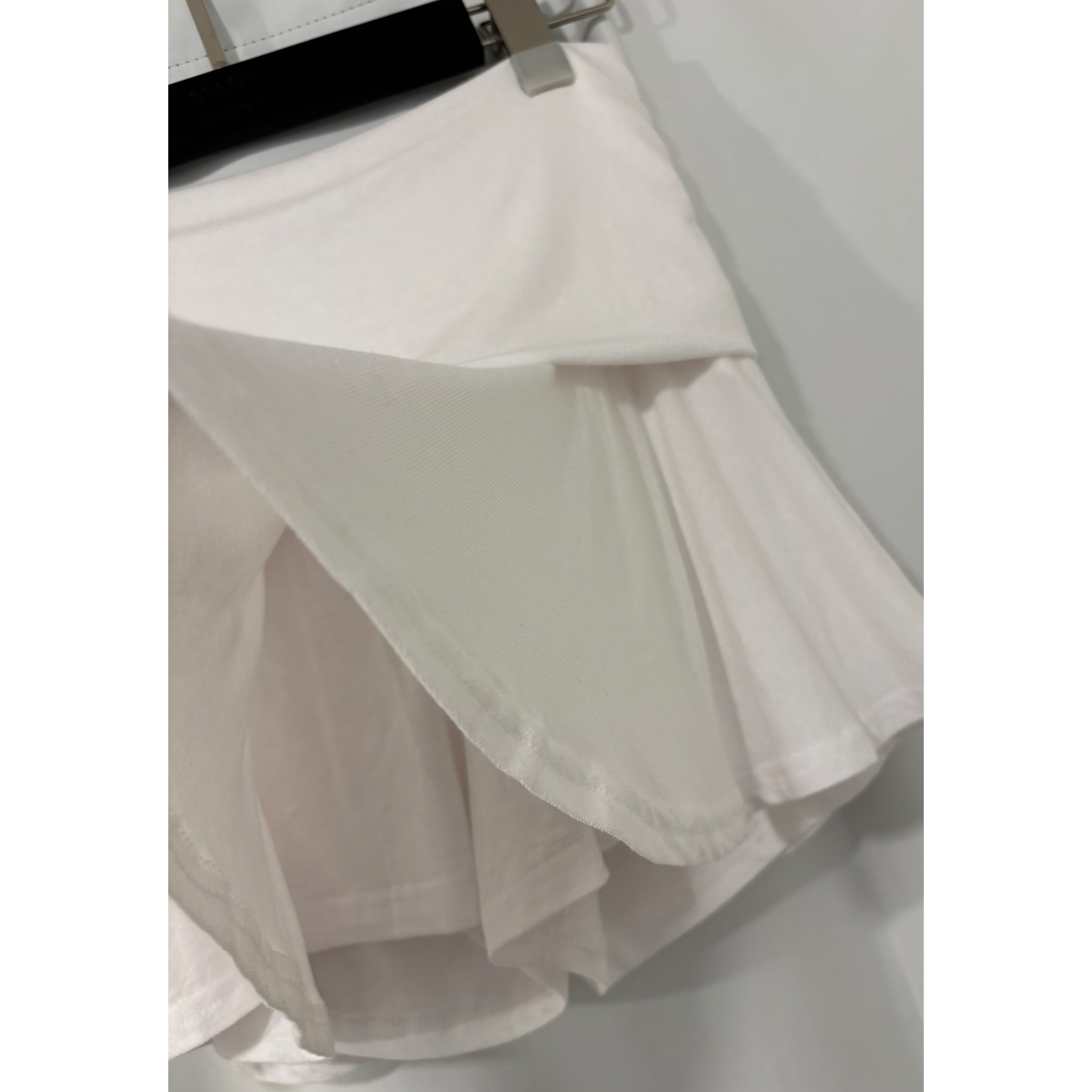 優惠價7月8截🩶2607C《RUCHED ACUT SKPT》