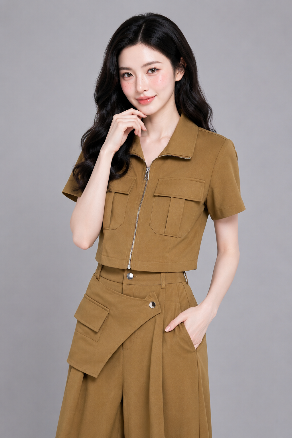 20253 Sienna Utility Crop Top