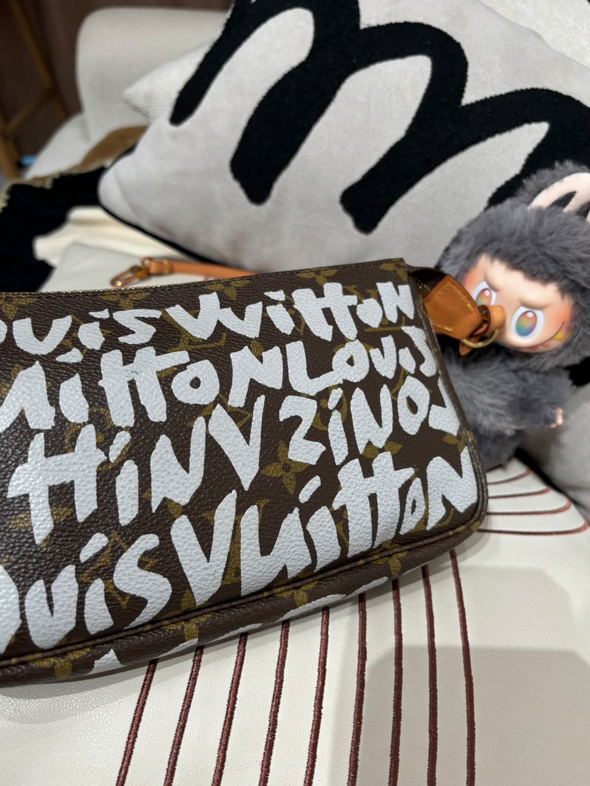 LV Stephen Sprouse Graffiti Pochette Bag 限量版 100%Authentic, 98%New ✅Dust Bag ✅Box