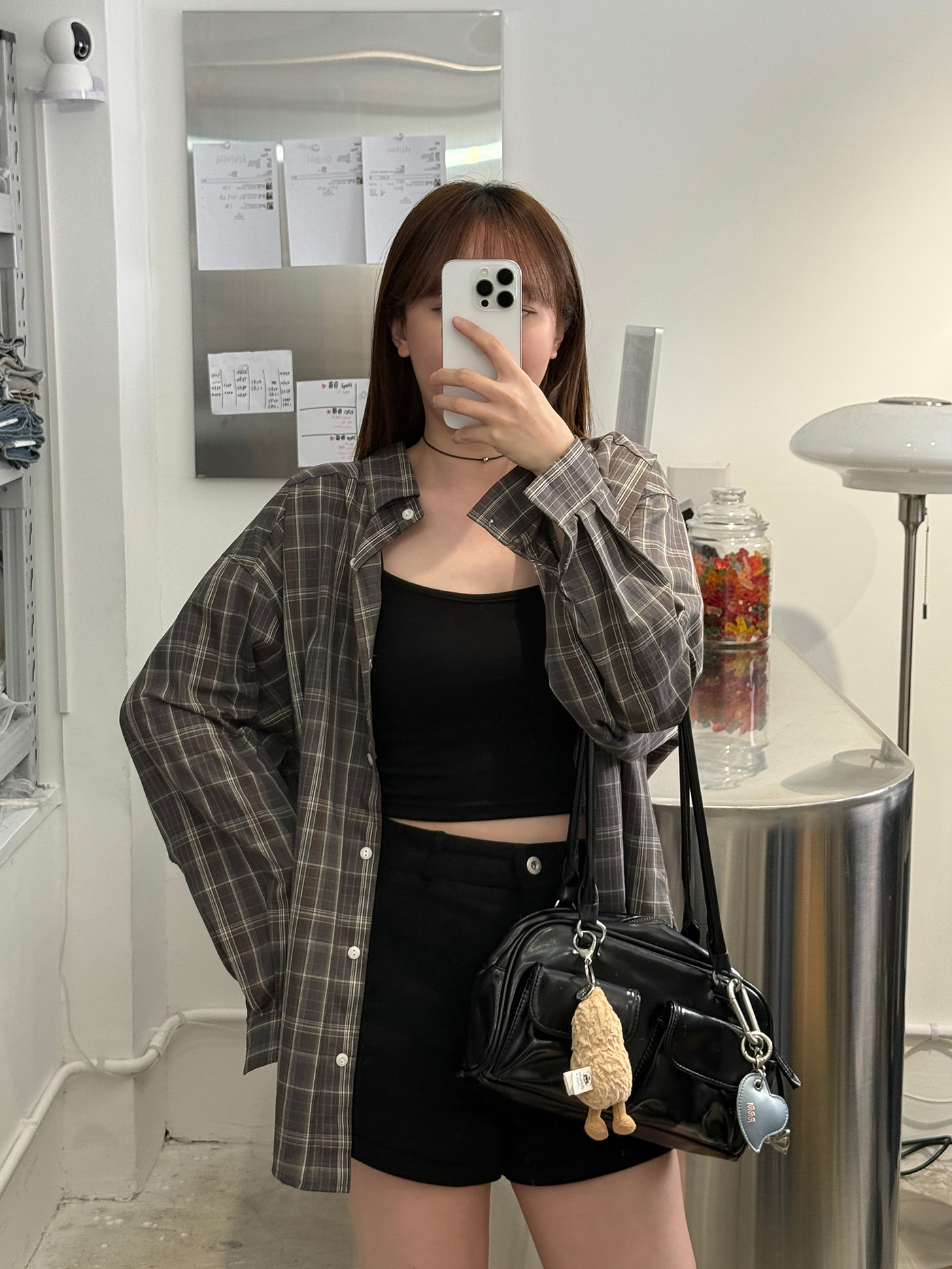 𝐋𝐨𝐨𝐬𝐞 𝐩𝐥𝐚𝐢𝐝 𝐛𝐮𝐭𝐭𝐨𝐧-𝐝𝐨𝐰𝐧 𝐬𝐡𝐢𝐫𝐭