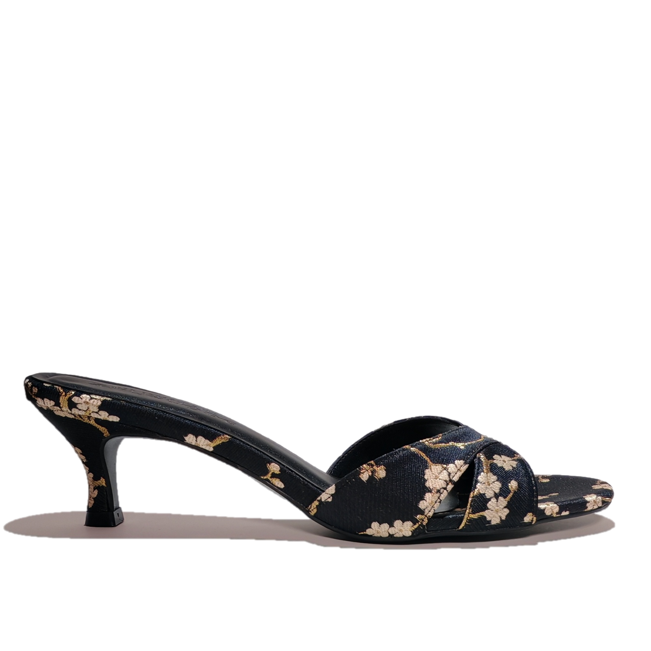 REYNA 50 BLACK BROCADE