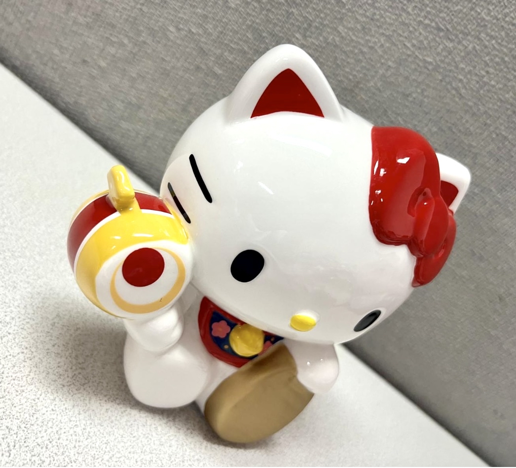🎌日本直送🎌 Hello Kitty 招福陶瓷存錢罐