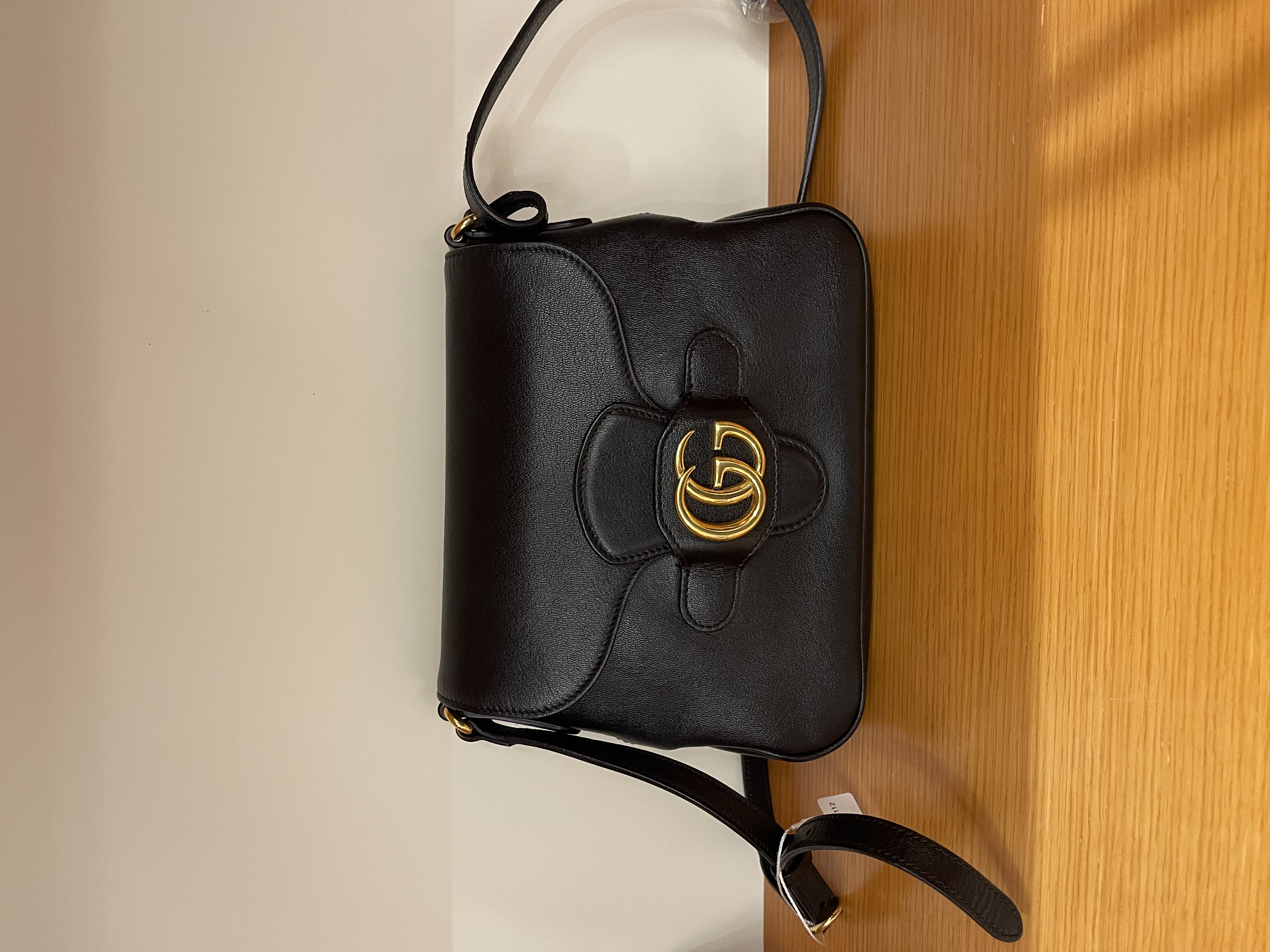 直播貨品 |  [1個-$100 2個-$300］HH17