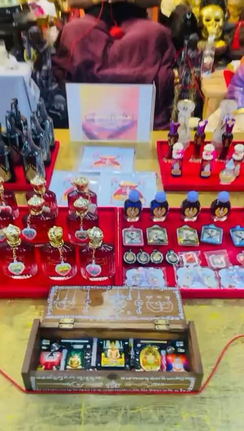 緊娜利女神（Kinnari）阿贊咒