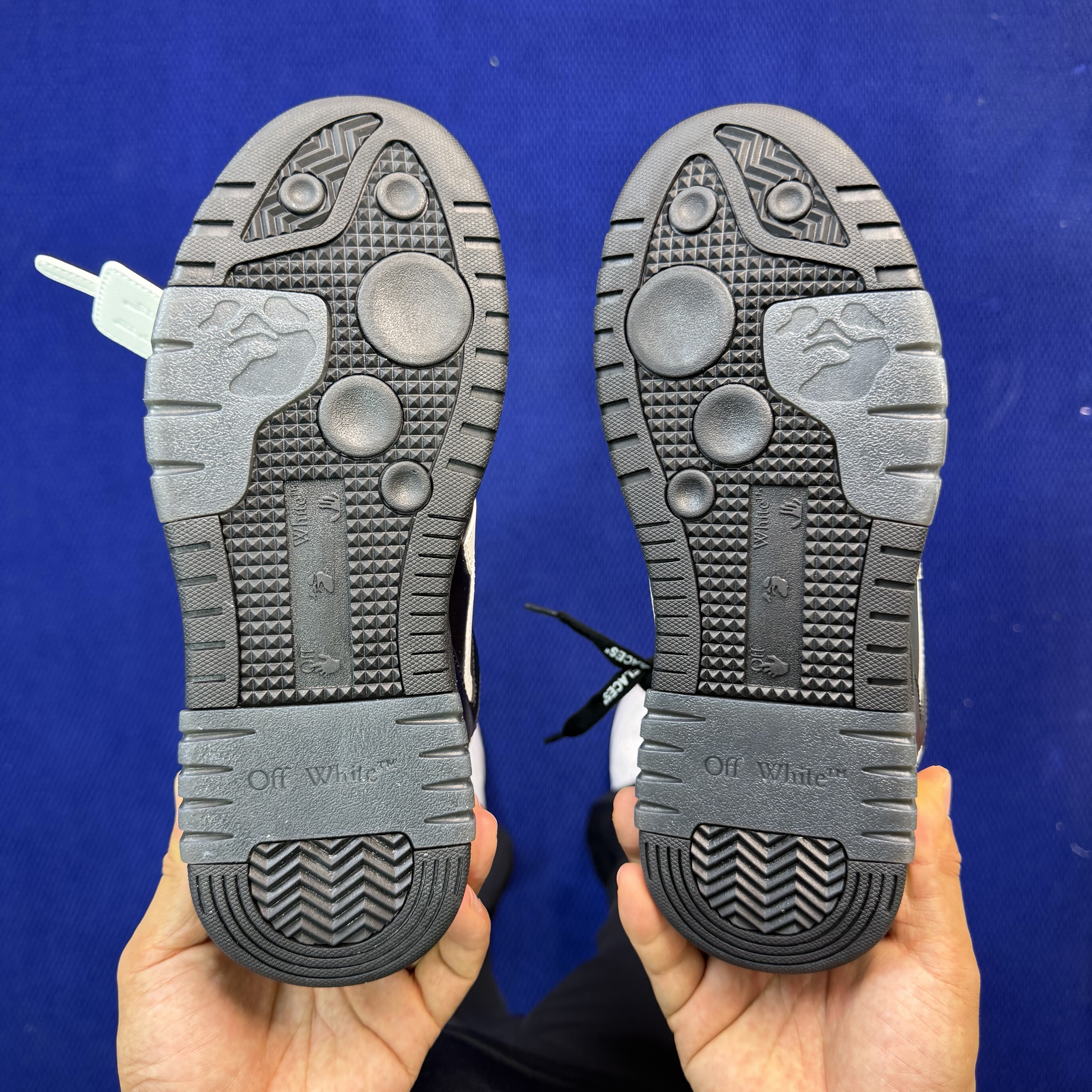 Off-White Out Of Office OOO 