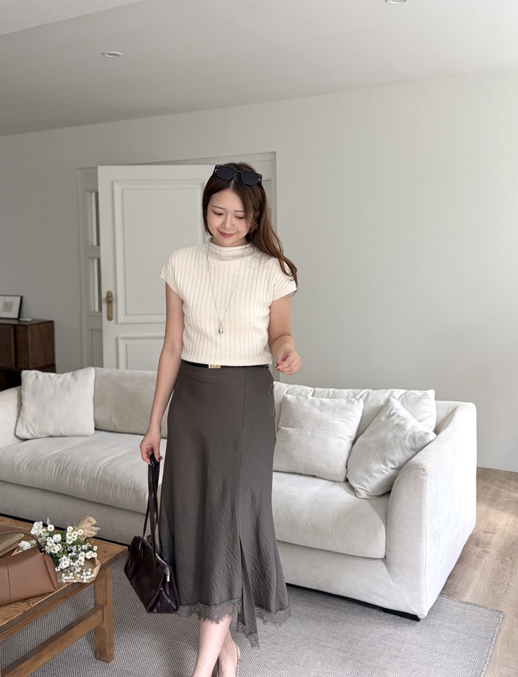 Soft Tones Cashmere Knit (Ivory)
