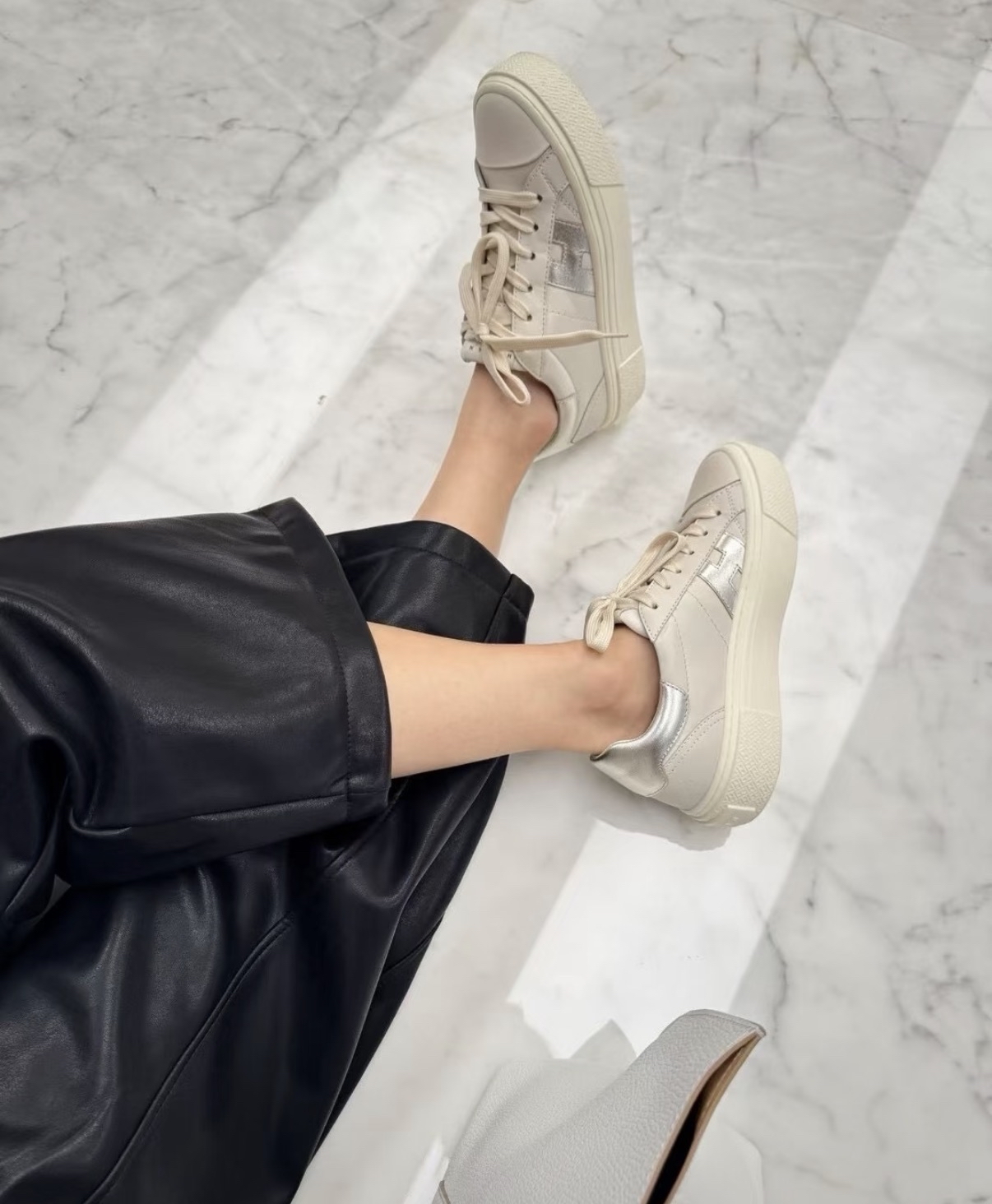 限時優惠✨新款🆕訂貨📮 Hogan Crosswind sneaker   Size 36/37-38.5/40