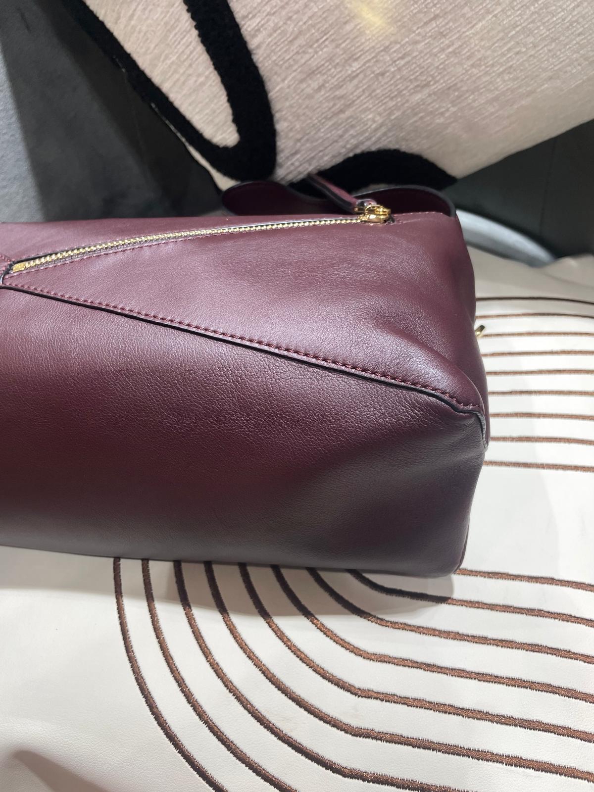 Loewe puzzle hobo calfskin  100%Authentic,95%new ✅dust bag 