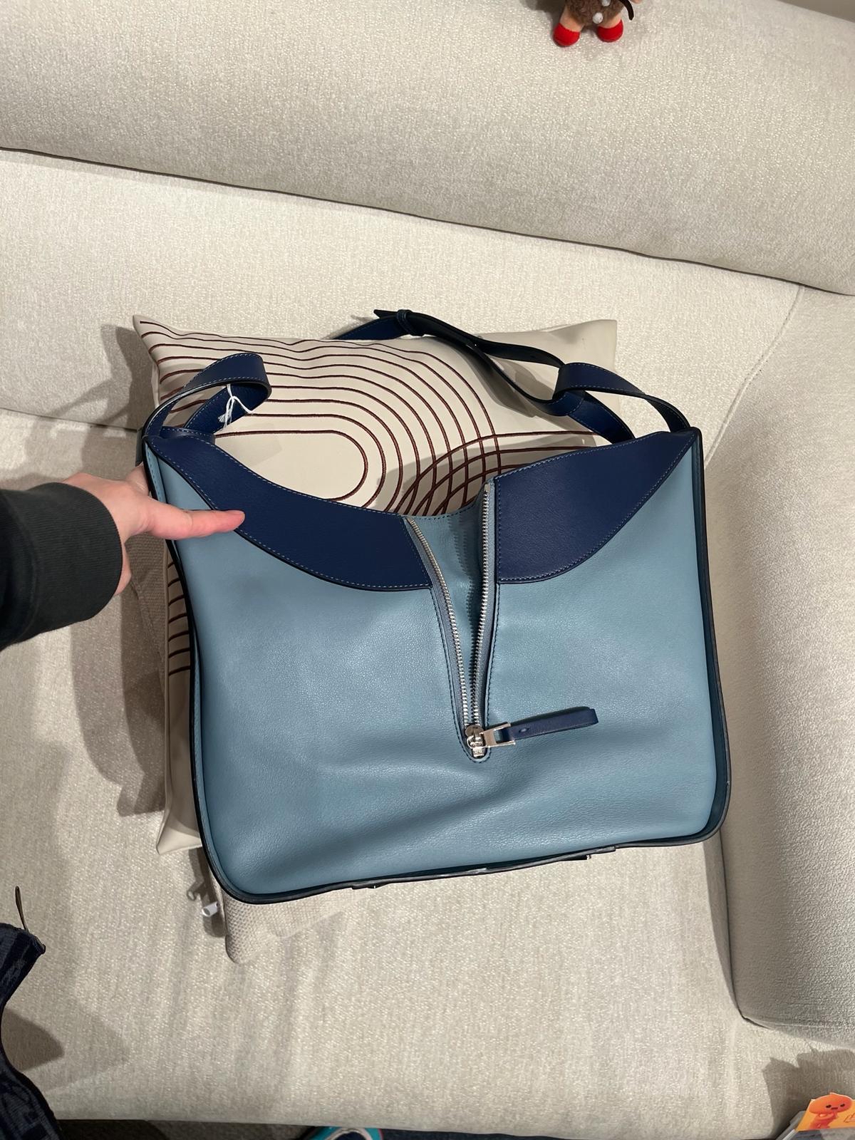 Loewe hammock medium calfskin牛皮 100%Authentic ,98%new✅dust bag