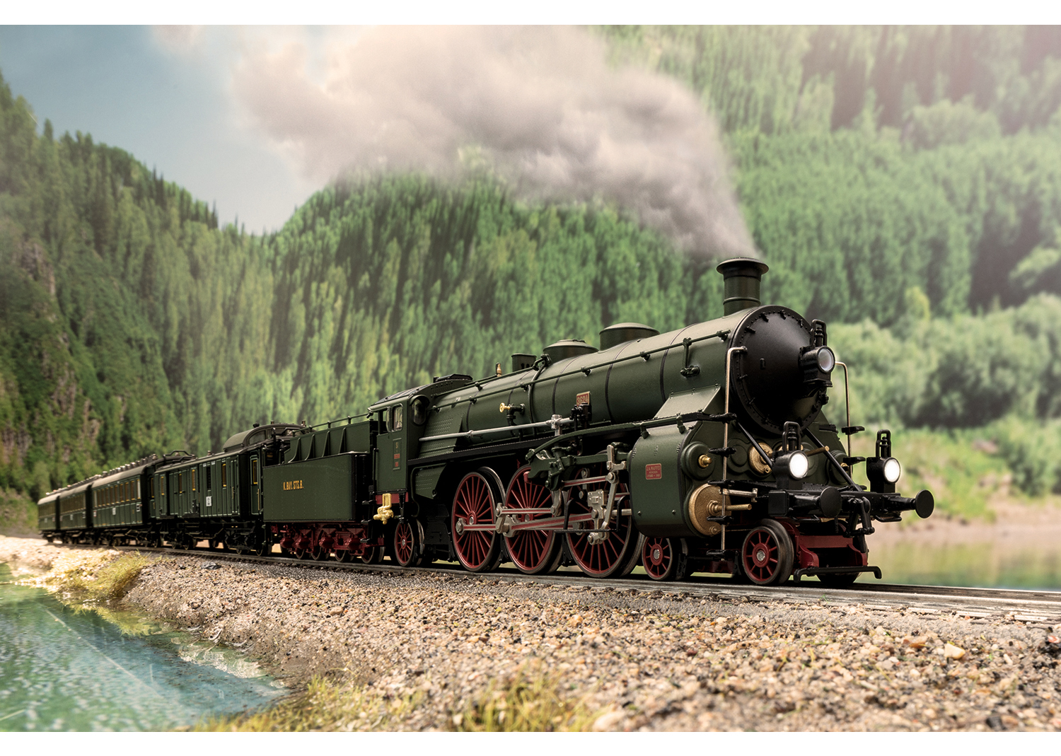 Trix DCC Sound & Smoke Bavarian Express Train Set 21360