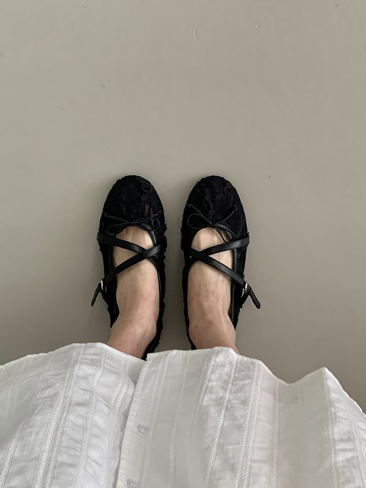Lacie Strap Flat (2 colors)