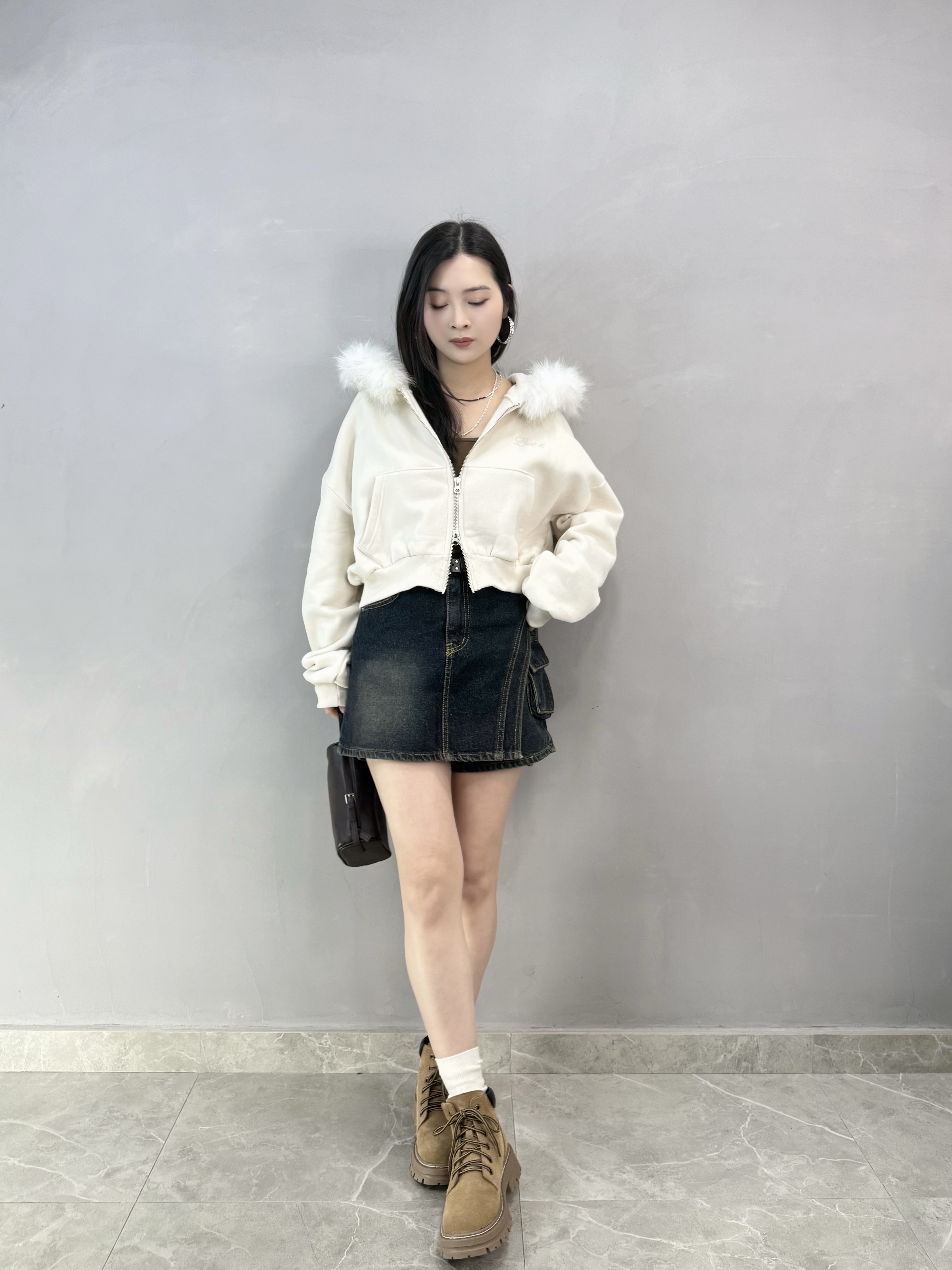 E61 側袋洗水牛仔裙褲