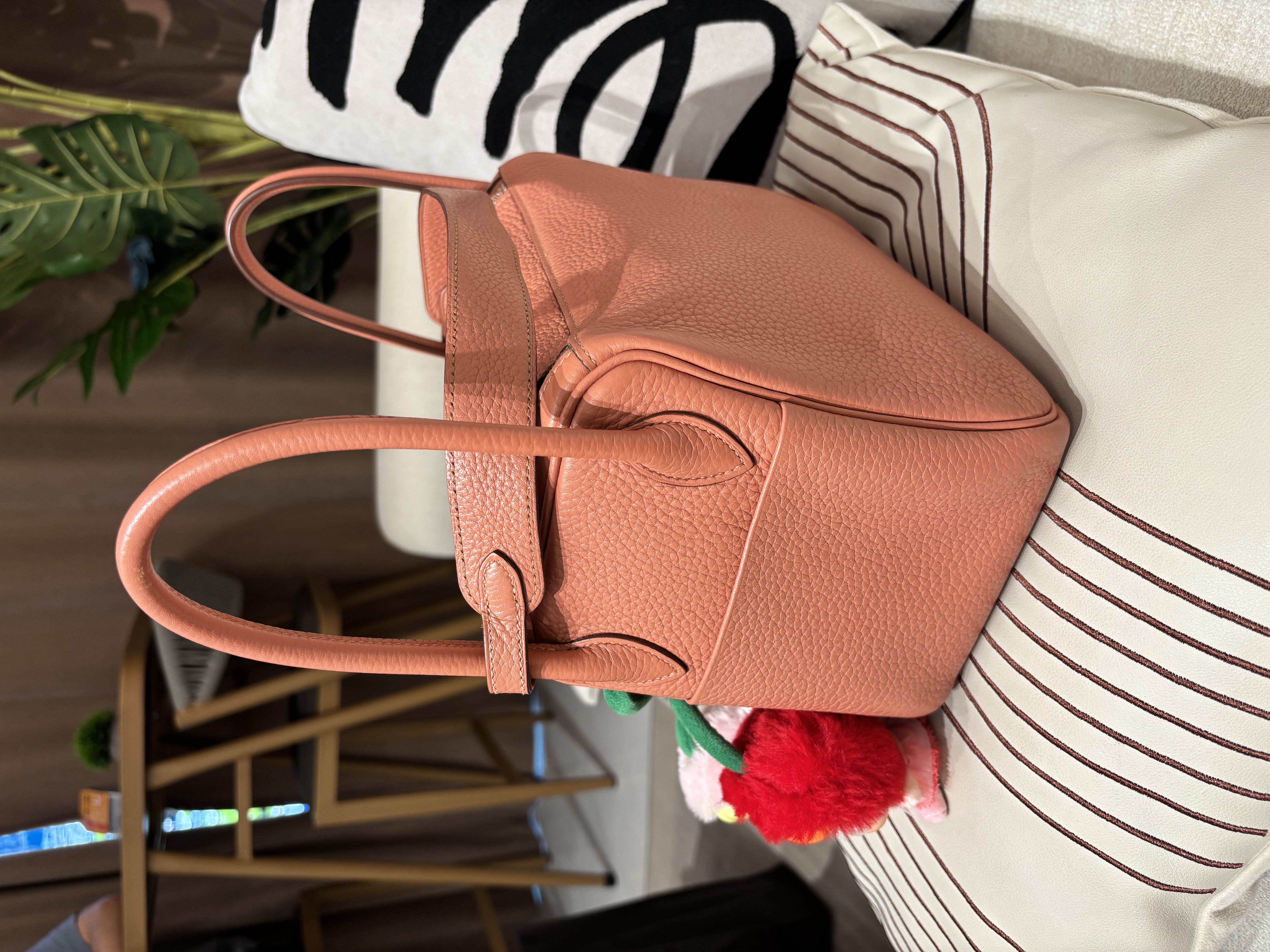 Hermes Lindy 26 Stamp [Q] 龍蝦粉銀扣100%Authentic, 95%New ✅Dust bag