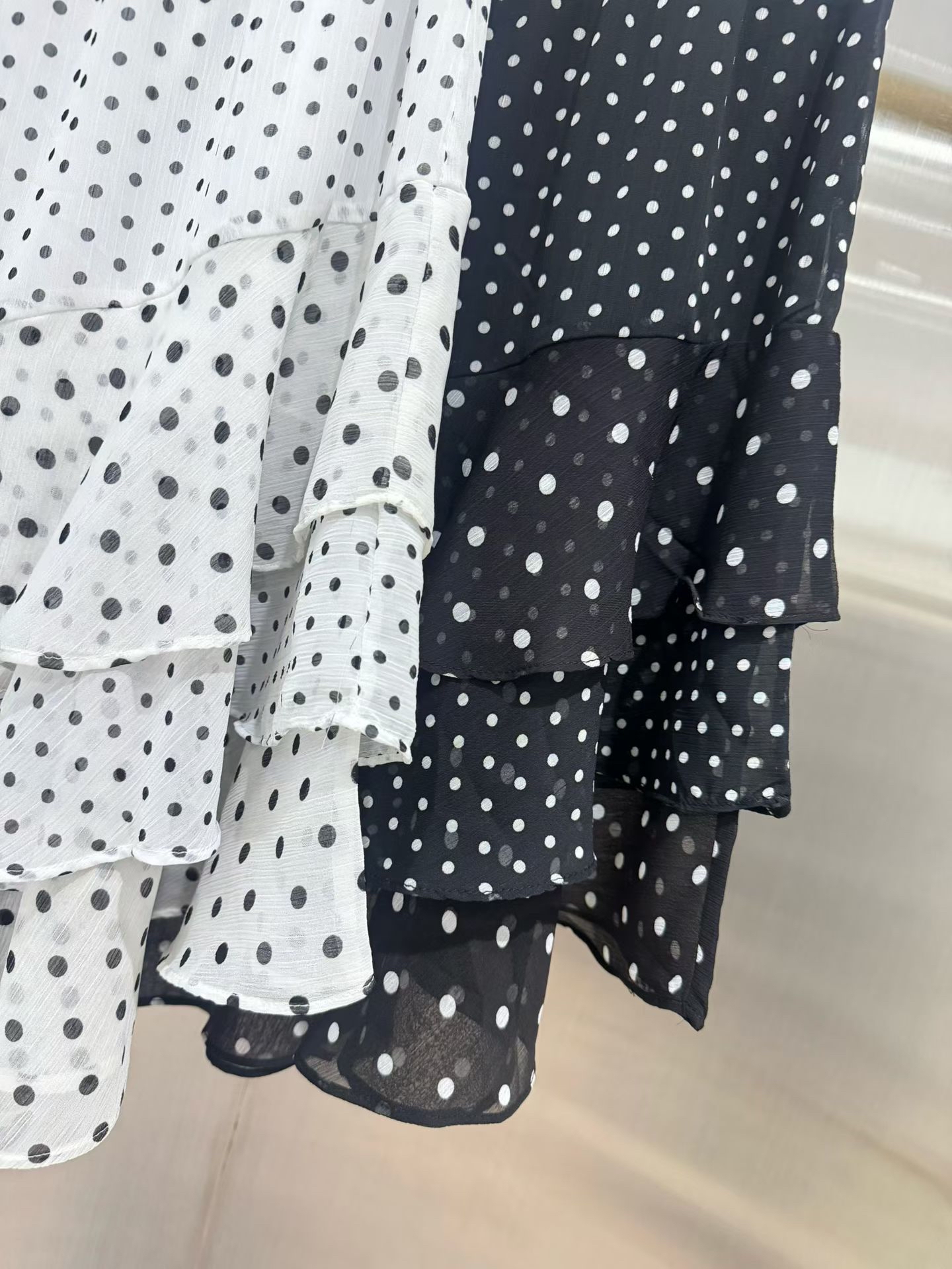 雪紗波點ruffle Sk