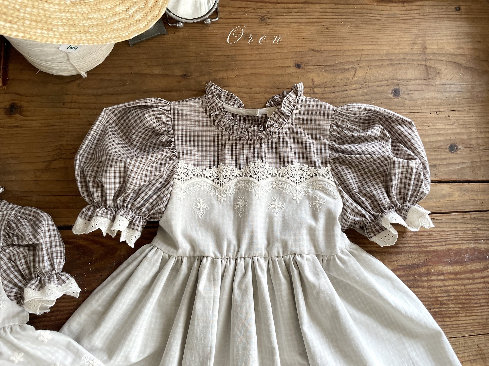 ☀️預訂 韓國直送☀️🇰🇷Oren Zegna蕾絲圍裙格紋短袖連身裙