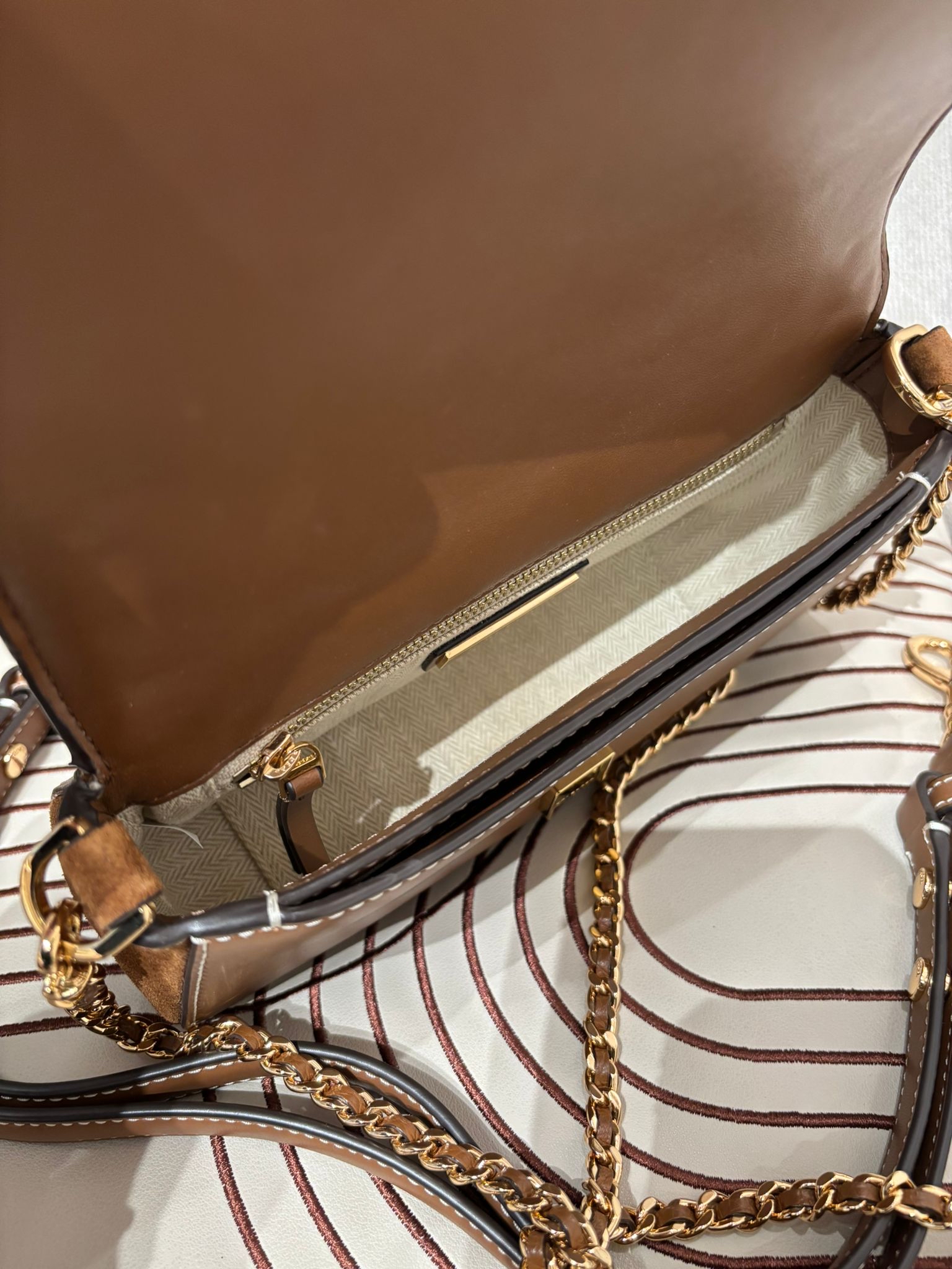 Tan Britten Basket Weave Convertible Crossbody Bag 100%Authentic, 99%New 