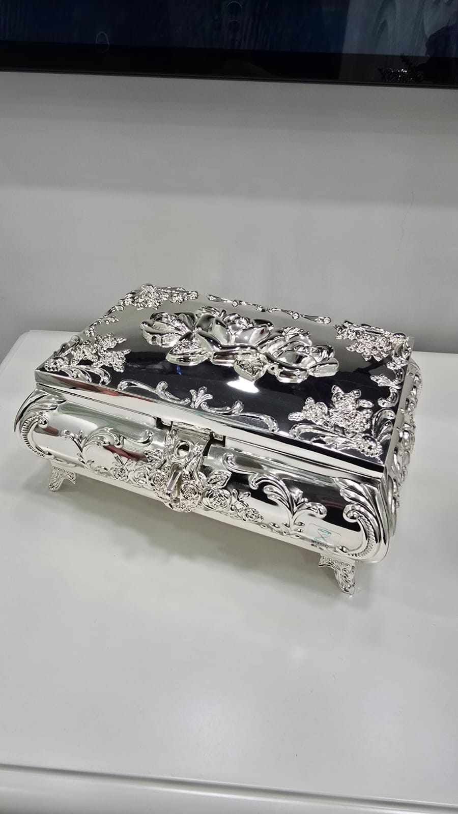 鍍銀玫瑰花紋7"長方形首飾盒 K2769L