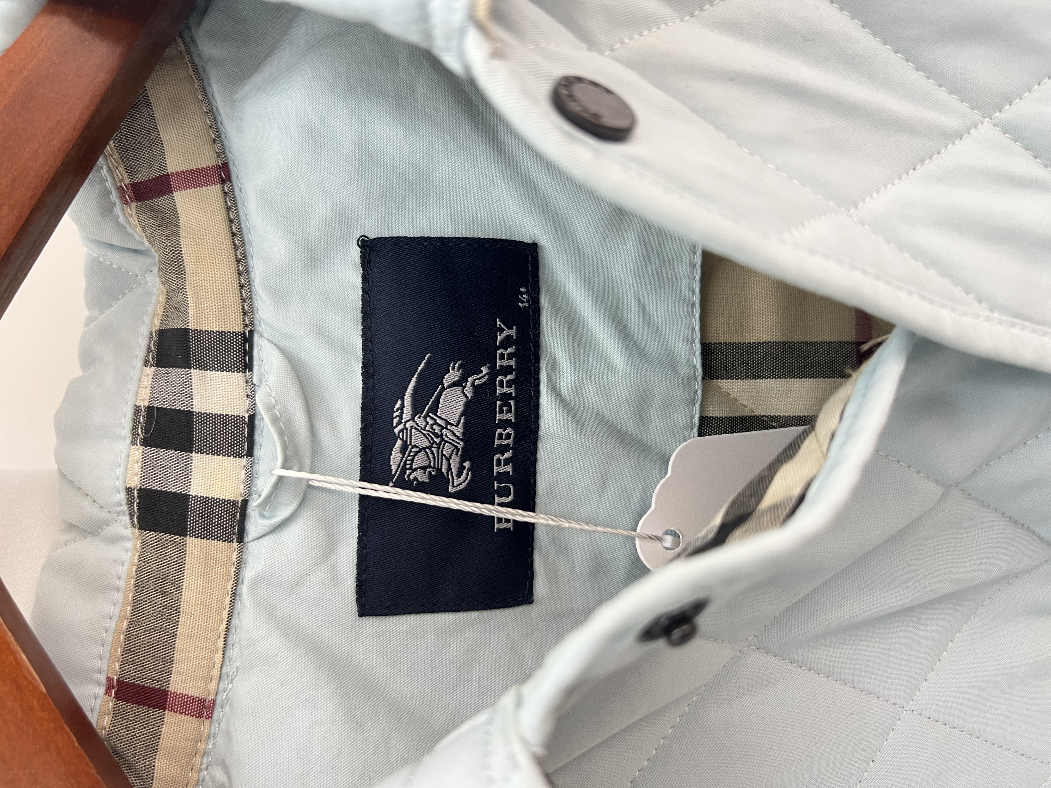 Pre-owned Burberry jacket / Product Code: 26033023