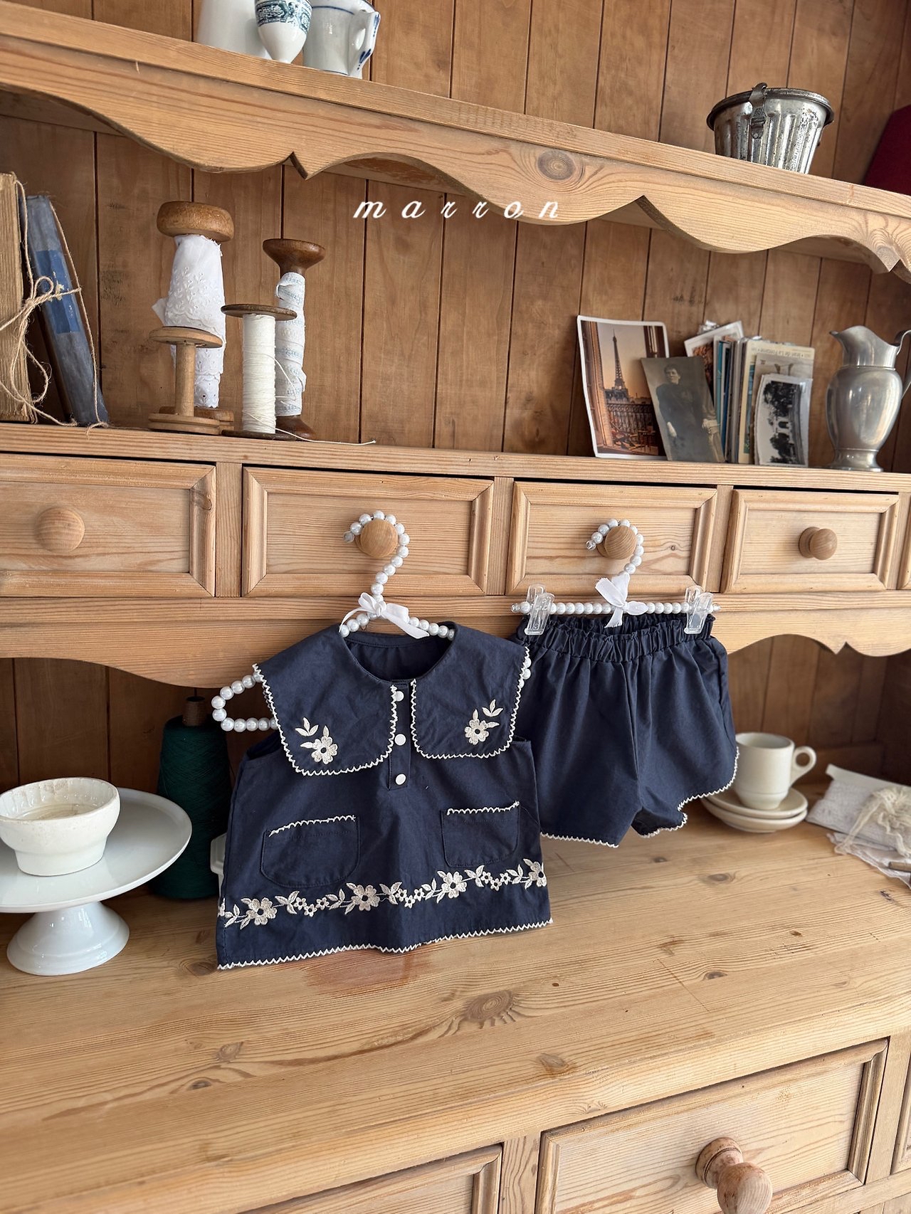 ☀️預訂 韓國直送☀️🇰🇷Marron兩色花卉刺繡花邊短褲