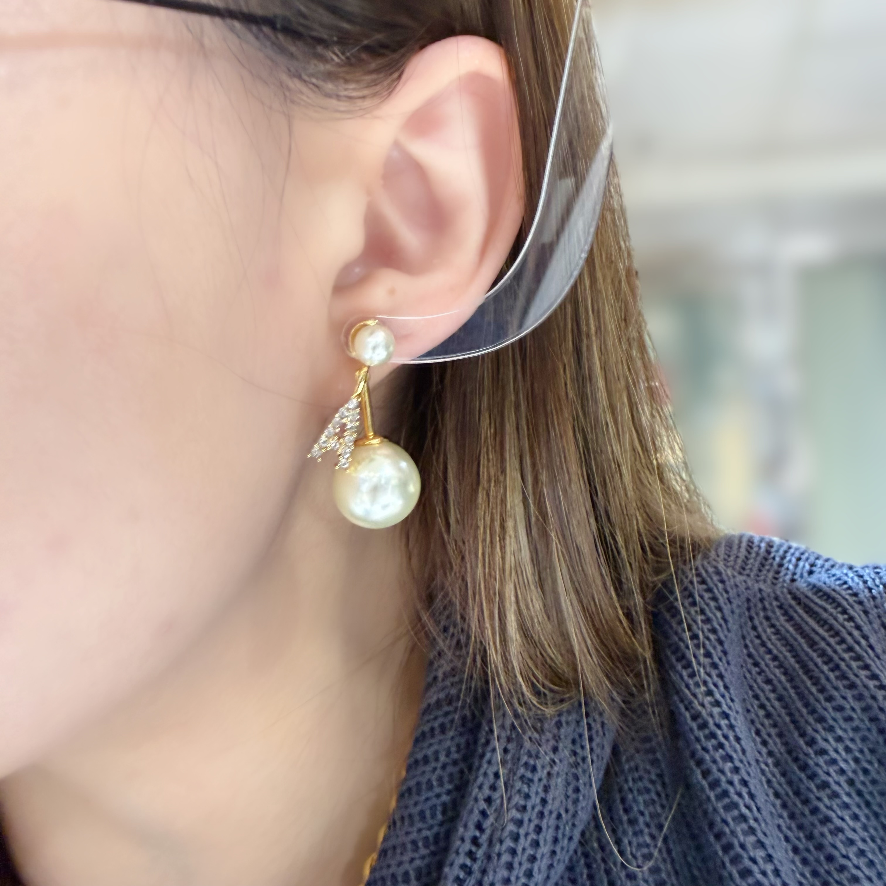 Dior earrings pearl/A