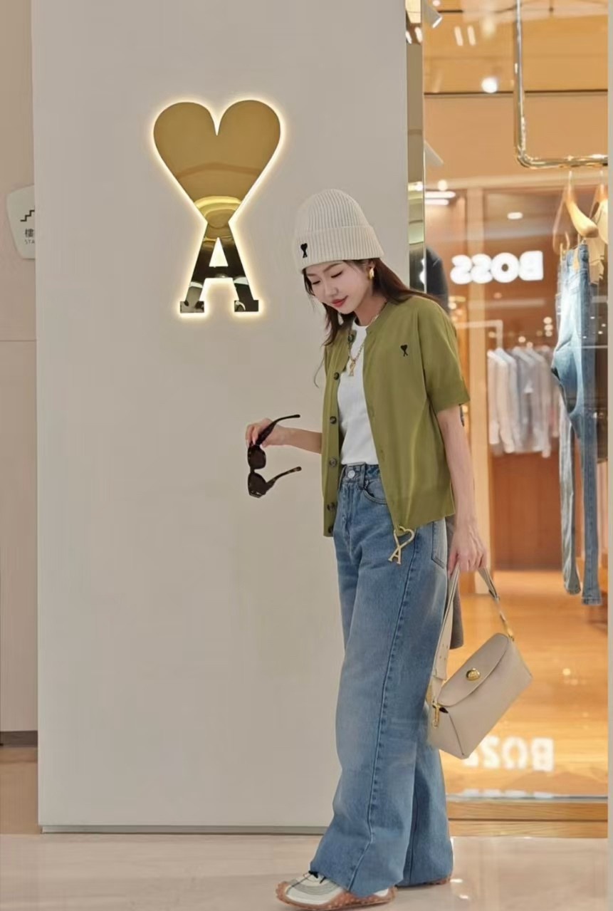 Ami 黑色小愛心短袖羊毛開襟冷衫