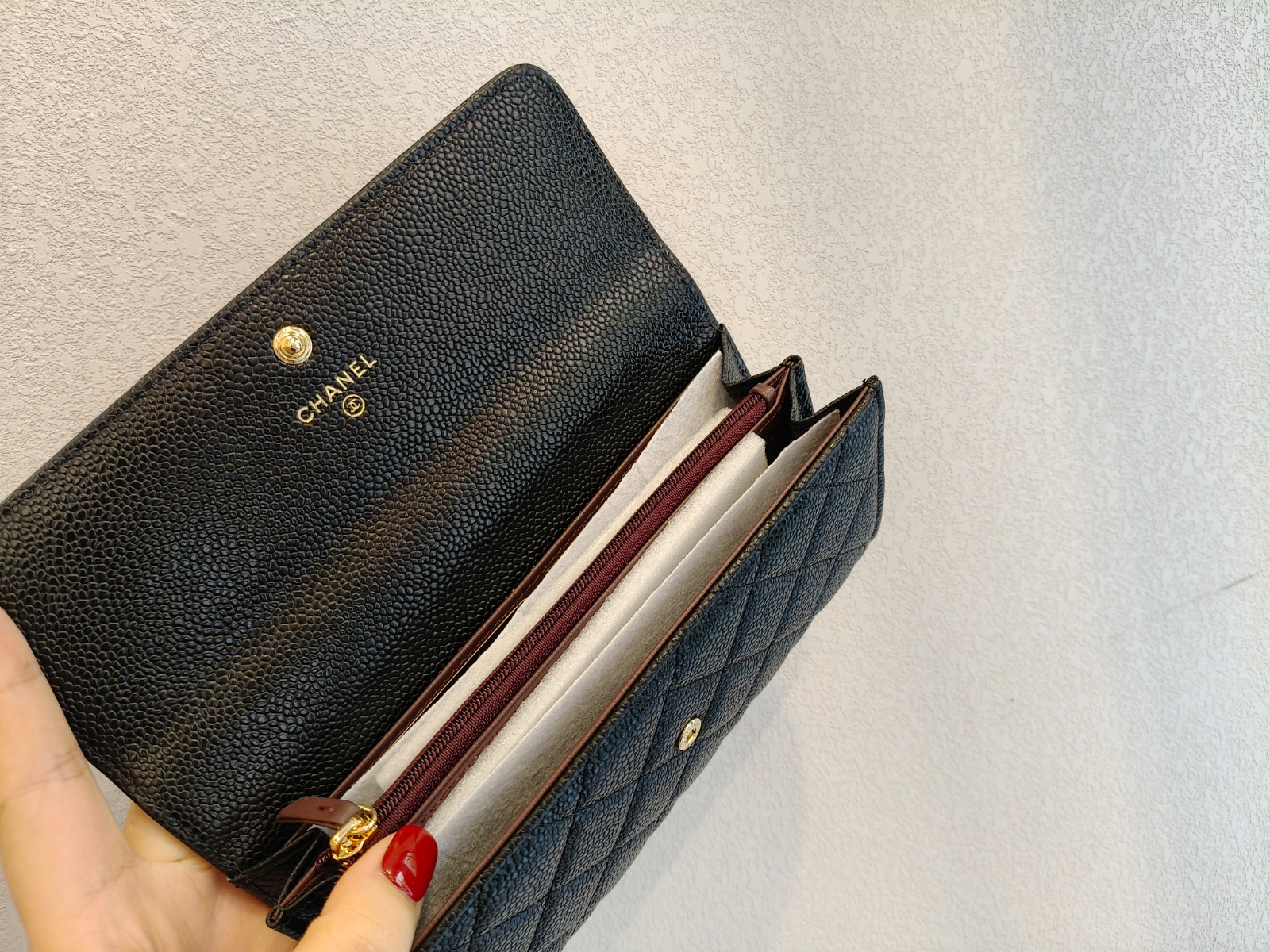 0503 Chanel Beauté VIP GIFT 限定贈品真皮銀包改裝手袋 6月中